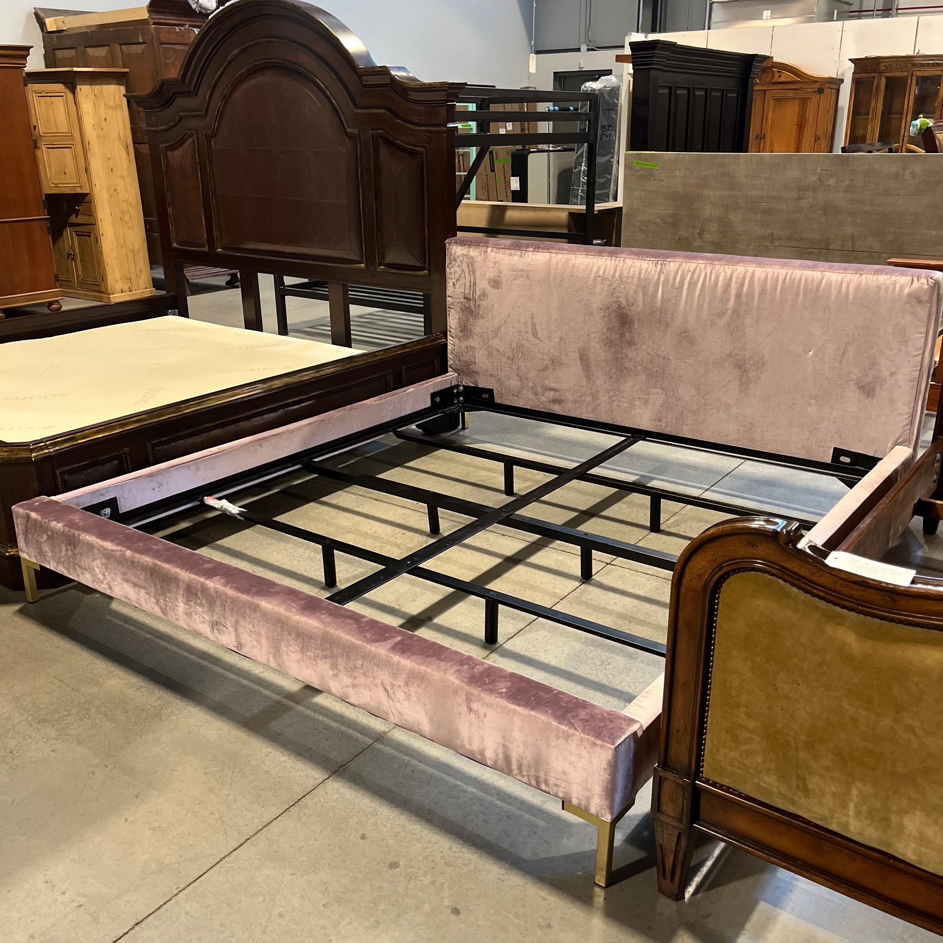 KING Purple Velvet With Brass Accents Bed Set 81.5"x 90"x 37"