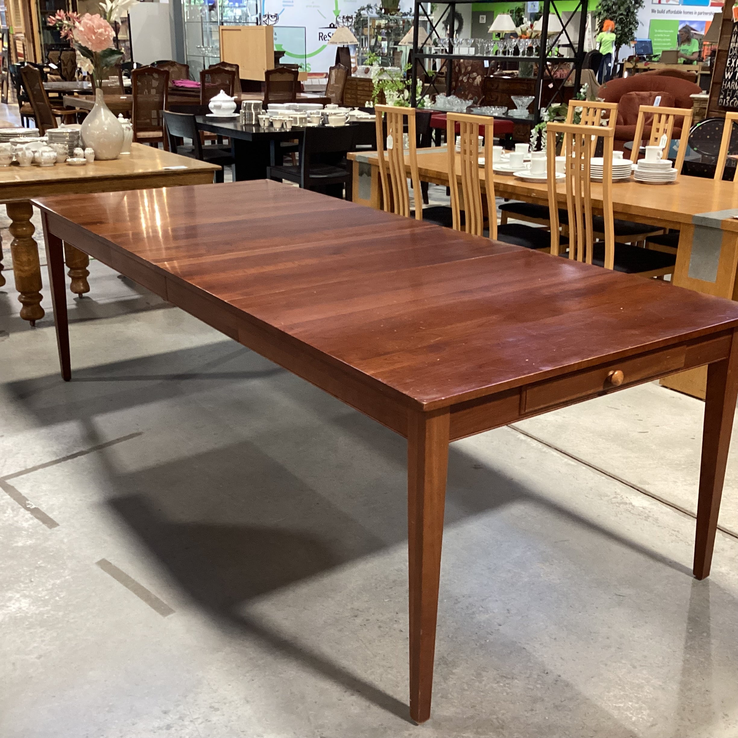 Ethan Allen Cherry 2 Leaves & End Drawers Dining Table 64" to 100"x 42"x 31"