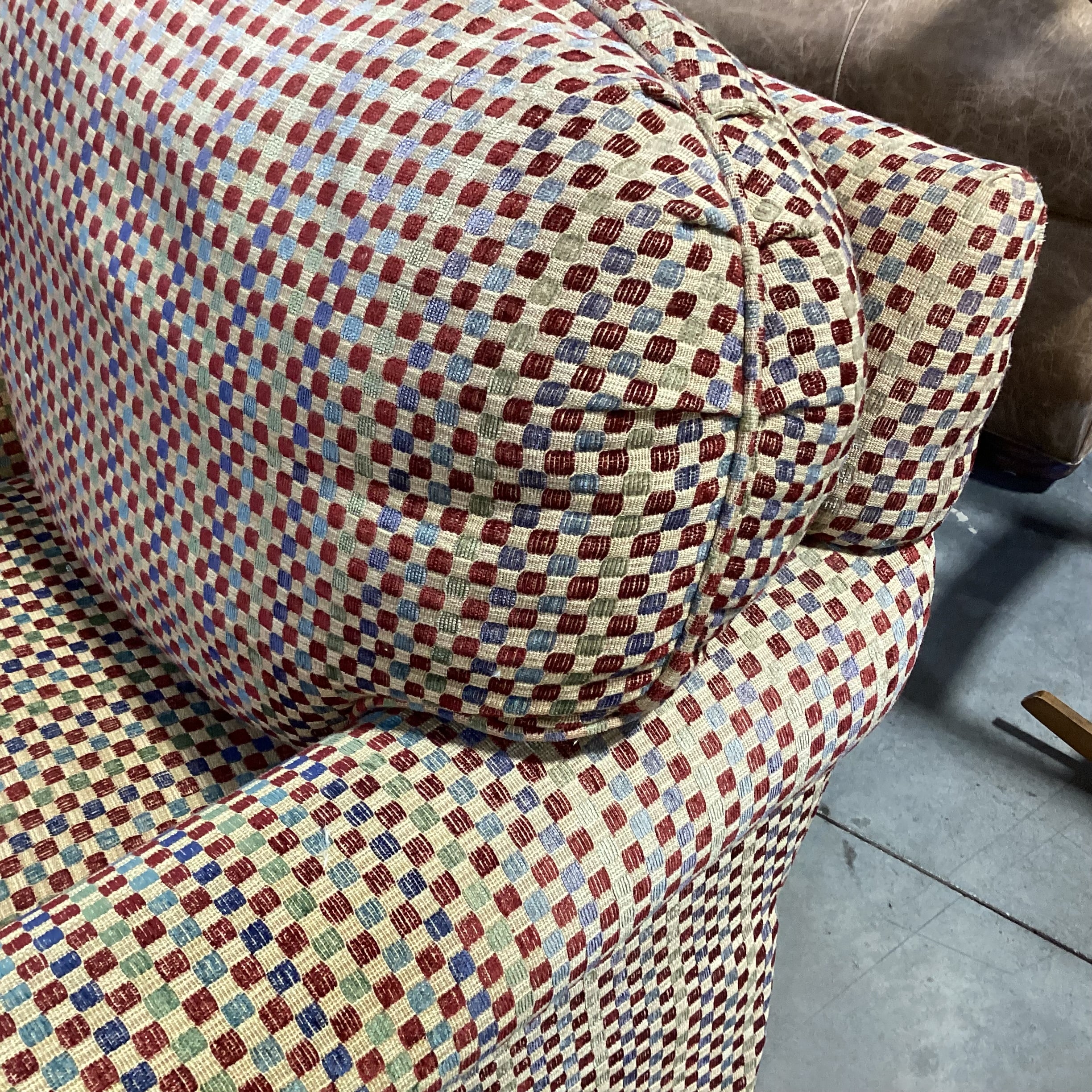 J Banks & Stanford Furniture Gold Red Blue Green Checker Woven Upholstered Swivel Chair 33"x 36"x 31"