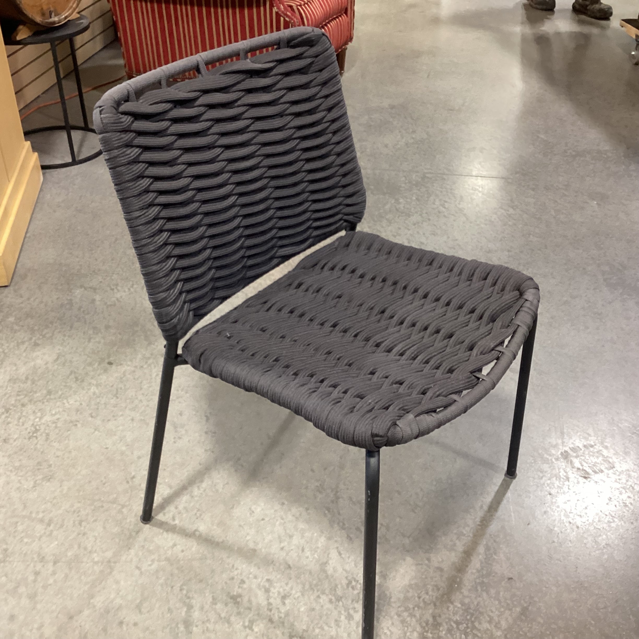 Ikea Tegelon Indoor Outdoor Dark Grey Braided Rope Woven & Metal Dining Chair 21"x 20"x 32"