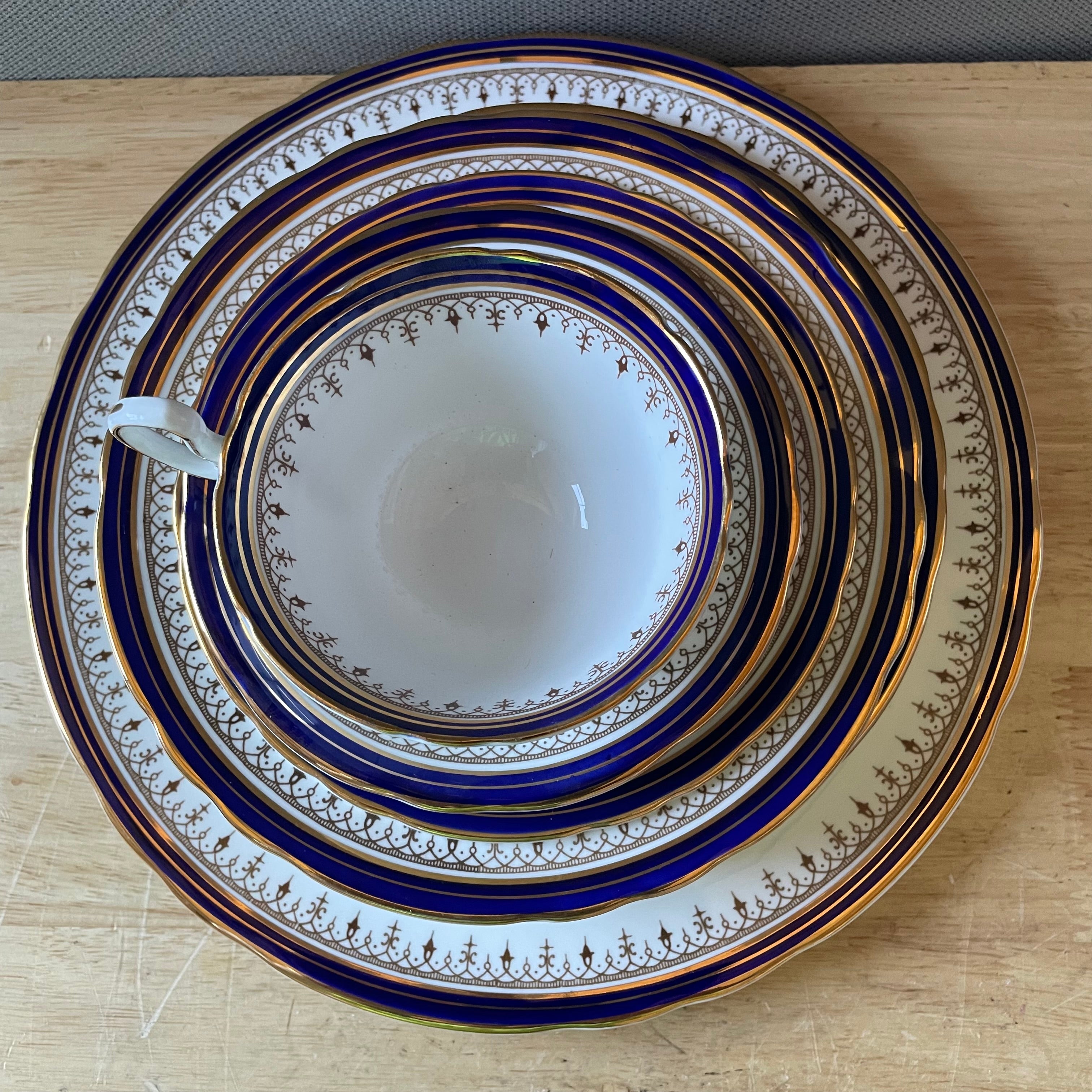 Vintage Set of 58 Pieces Aynsley Leighton Cobalt Blue Scalloped Bone China Made in England