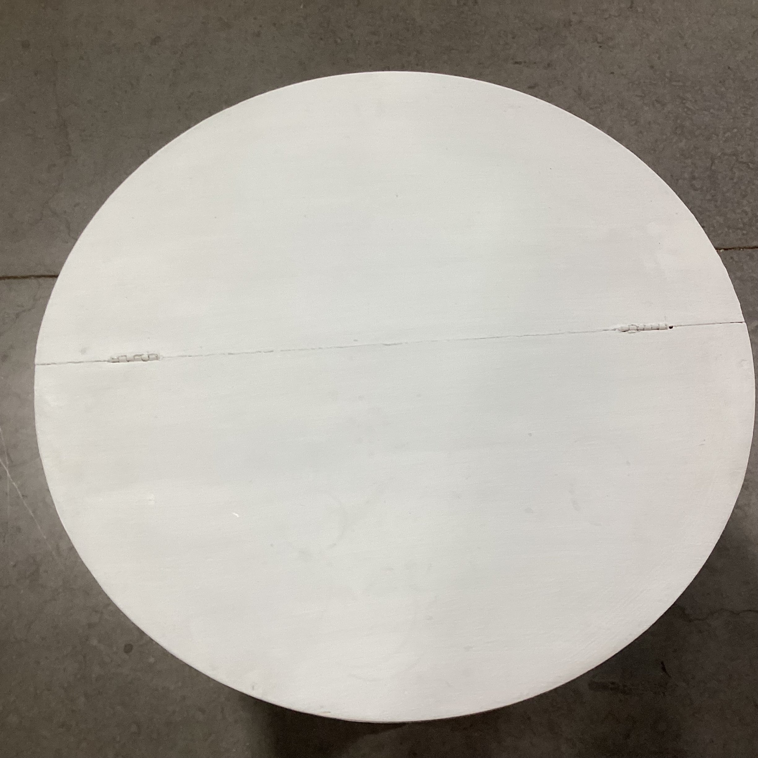 Farmhouse Galvanized Metal & Wood Lift Top Storage Accent Table 26" Diameter x 20"