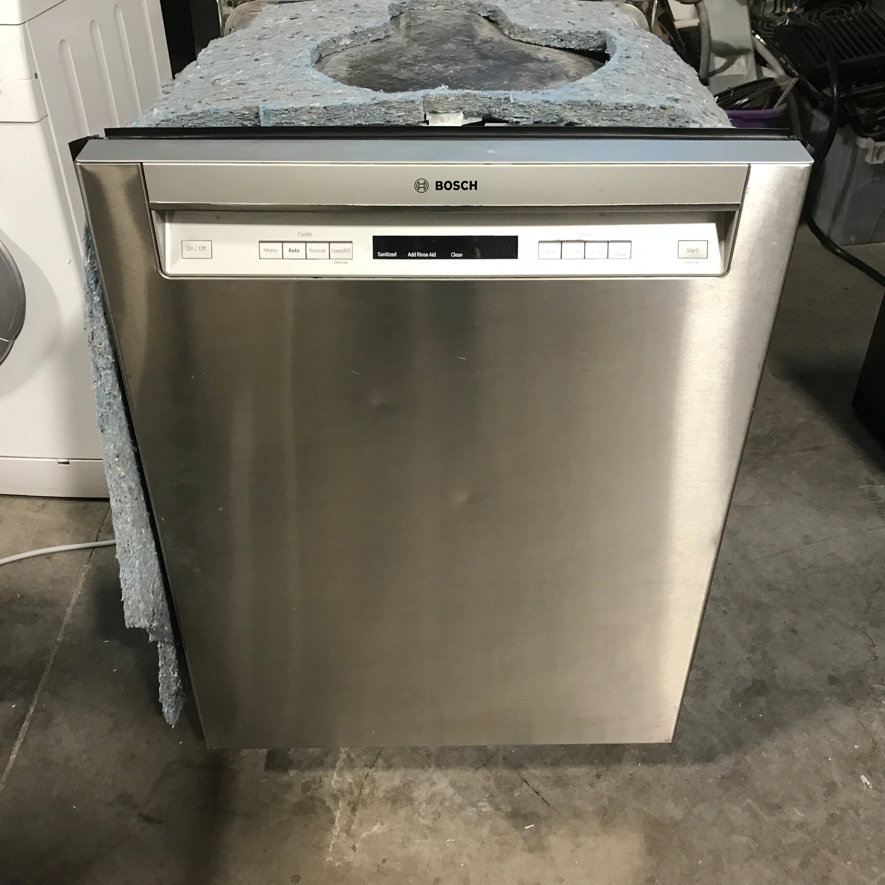 Bosch Stainless Steel Dishwasher 23.5"x 23.5"x 34"