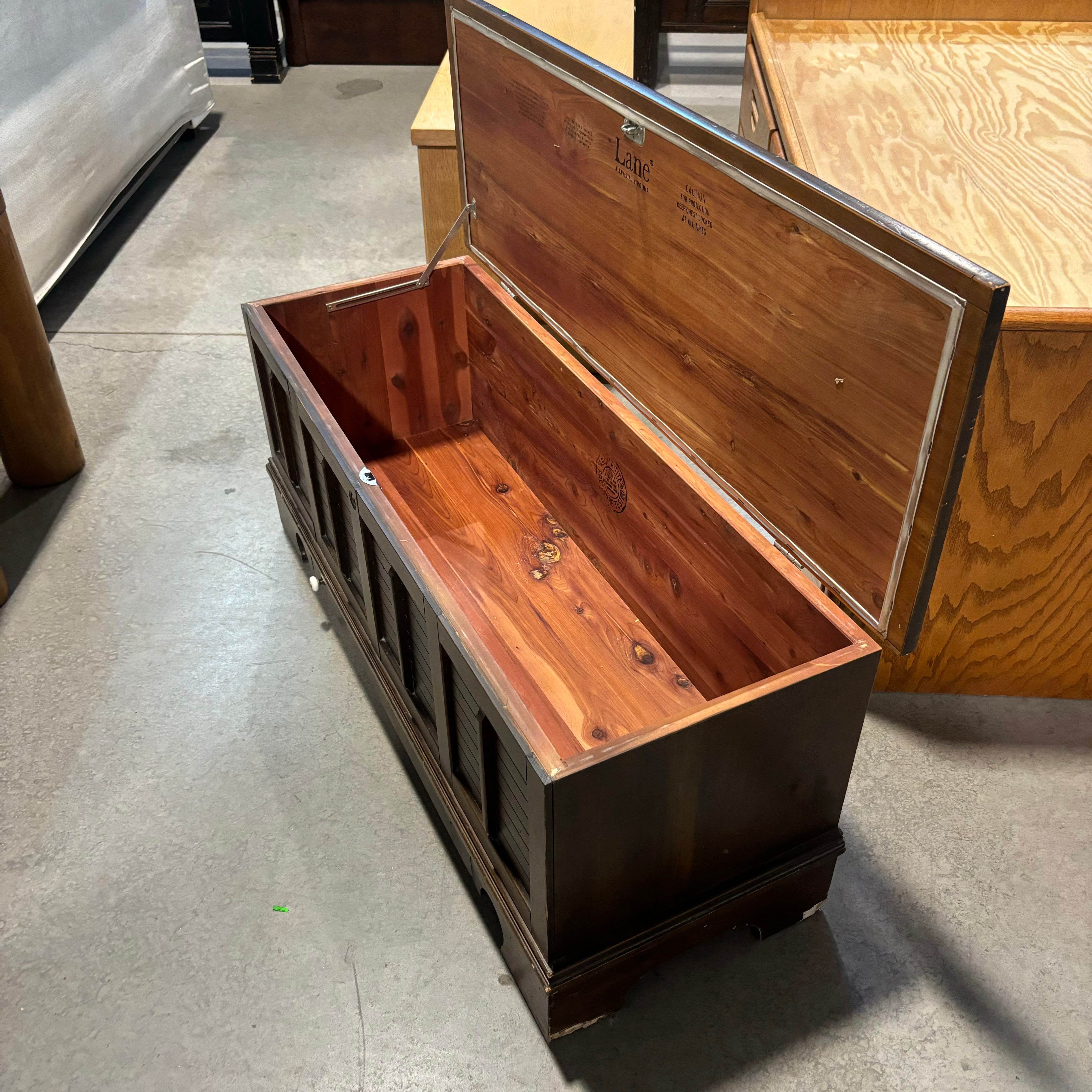 Lane Dark Wood Shutter Front Cedar Lined Trunk 44"x 16"x 19"