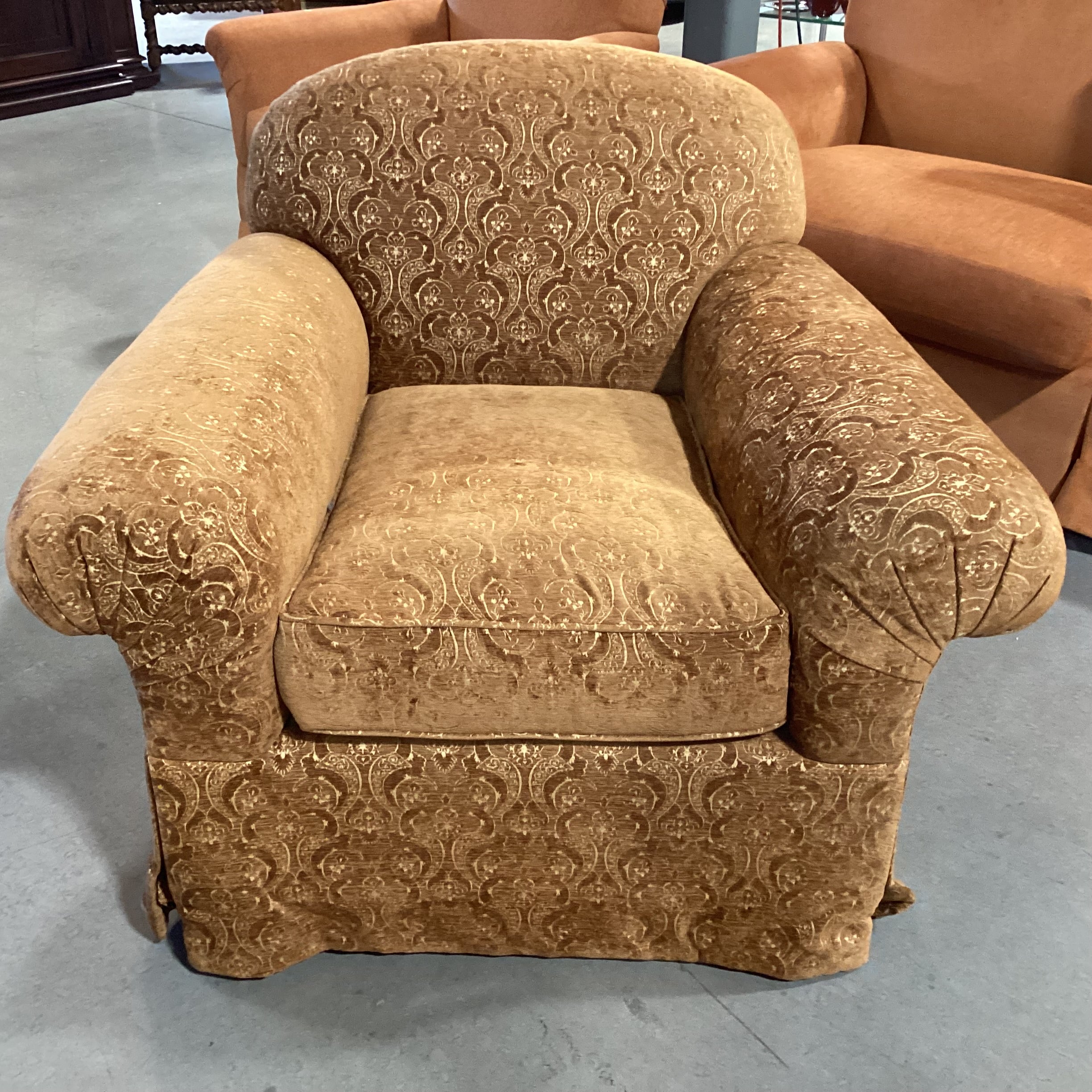 JJ Custom Butterscotch & Gold Design Upholstered Chair 40"x 38"x 34"