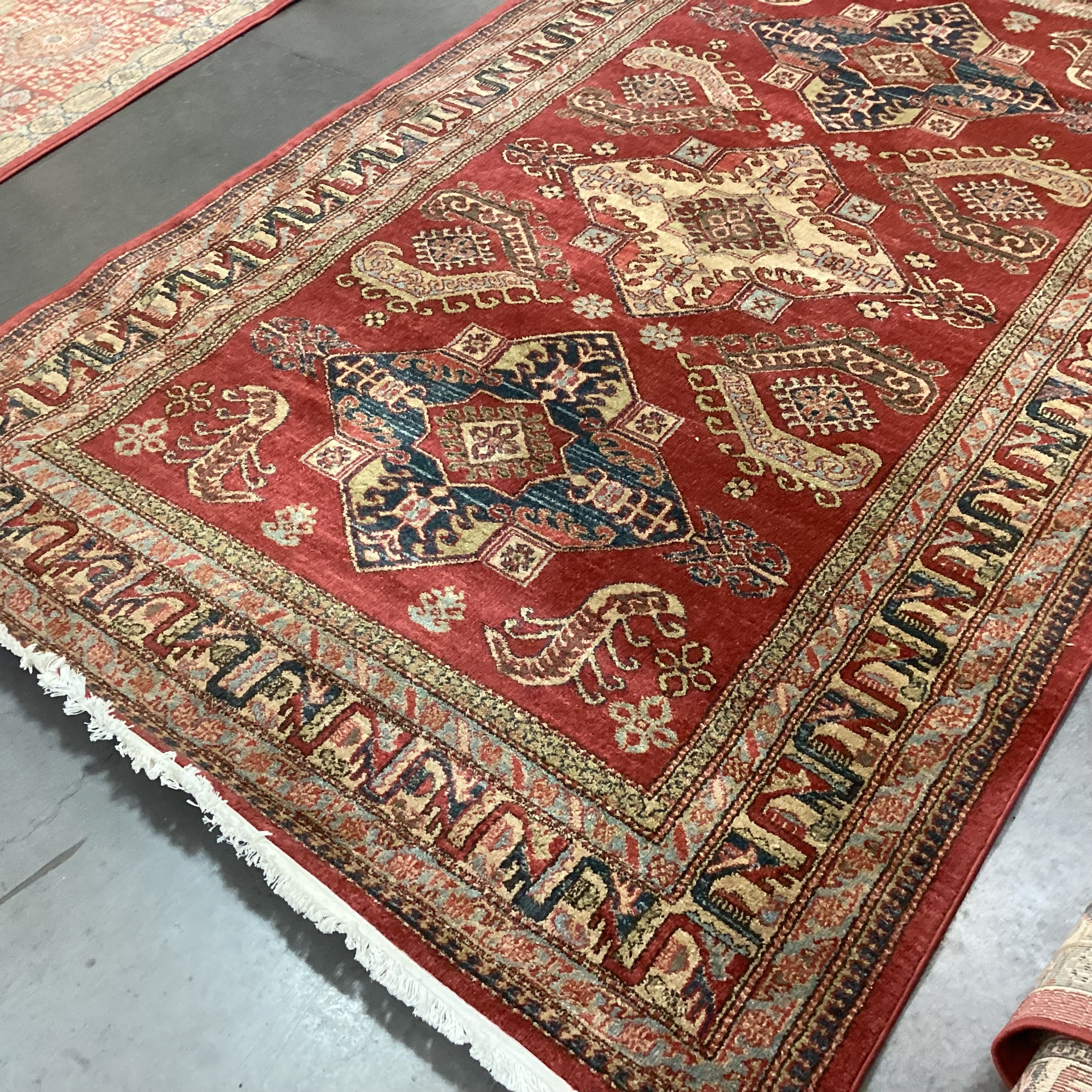 Unique Loom Serapi Collection Red Gold Blue Poly Rug 5'x 8'