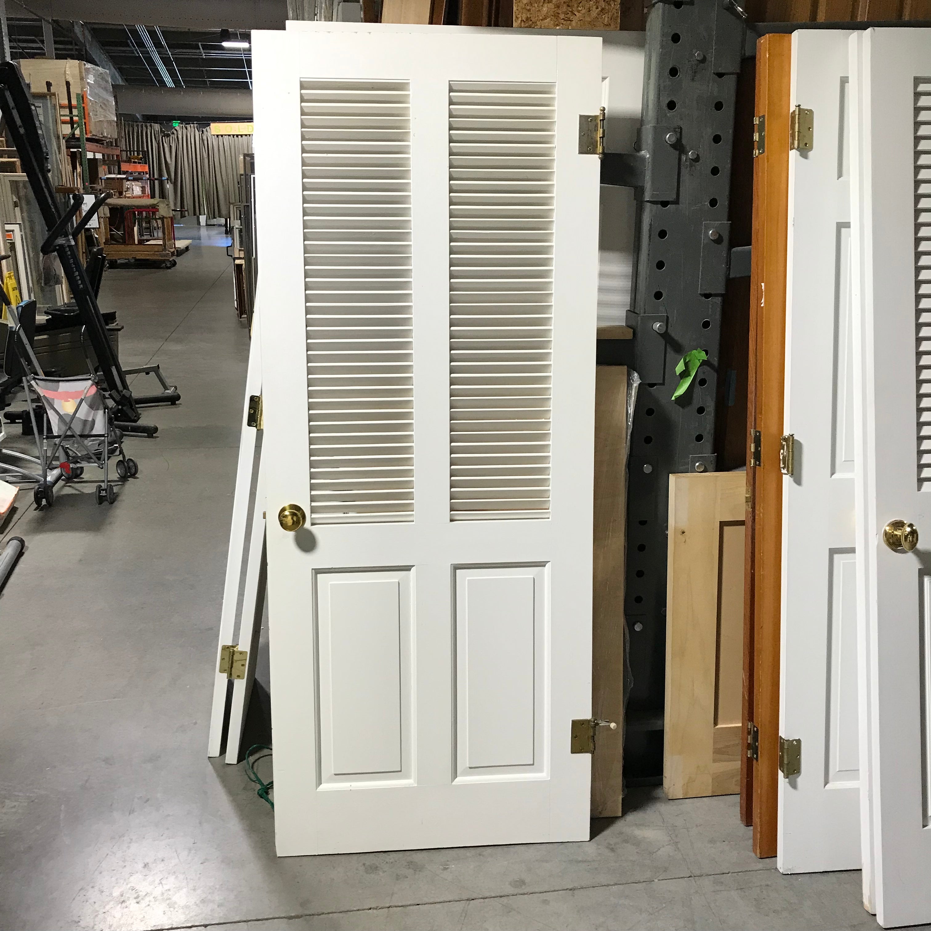 32"x 78.75"x 1.5" White Half Louvered Laundry Interior Door