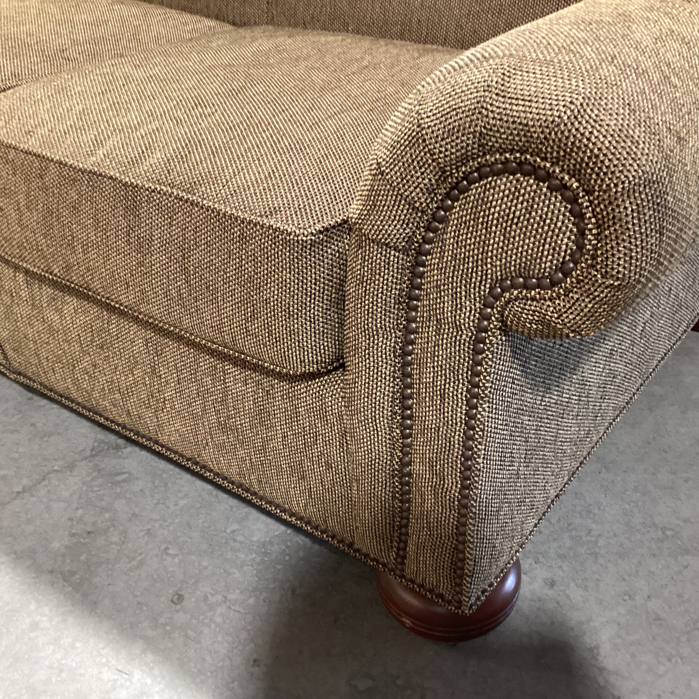 David Gilbert & Associates Brown Tan Woven Roll Arm Nailhead Sofa 87"x 38"x 36"