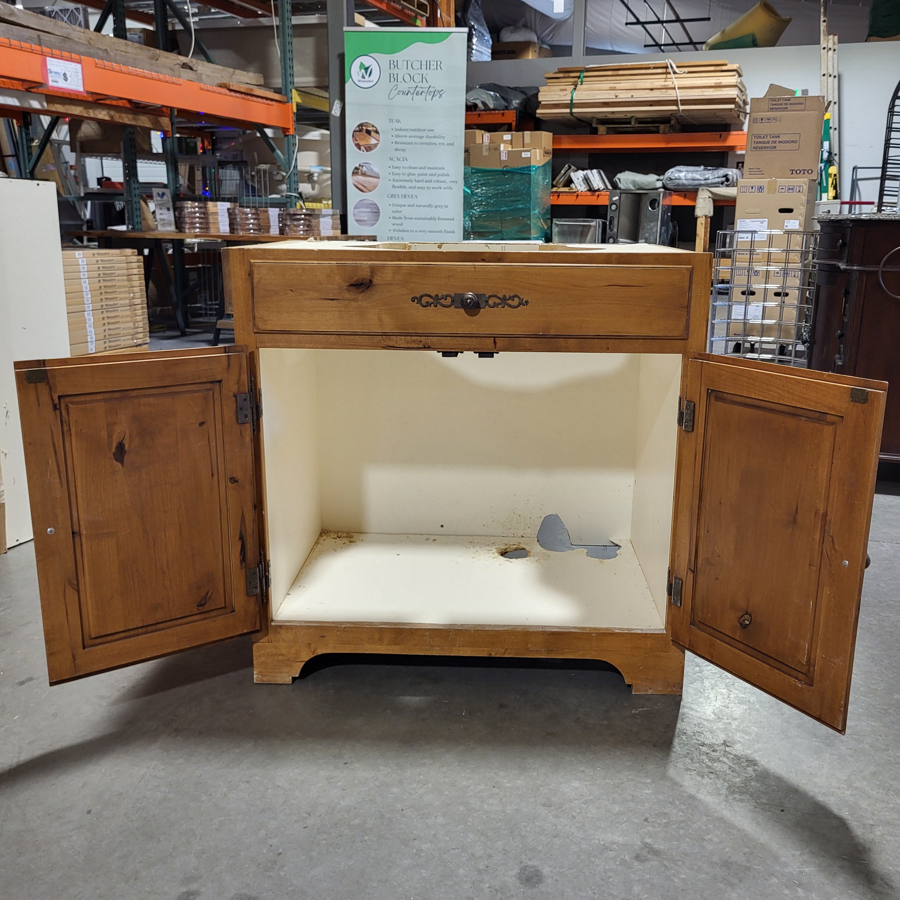 32.5"x 21.5"x 32.5" Natural Wood Oak 1 Drawer 2 Door Vanity