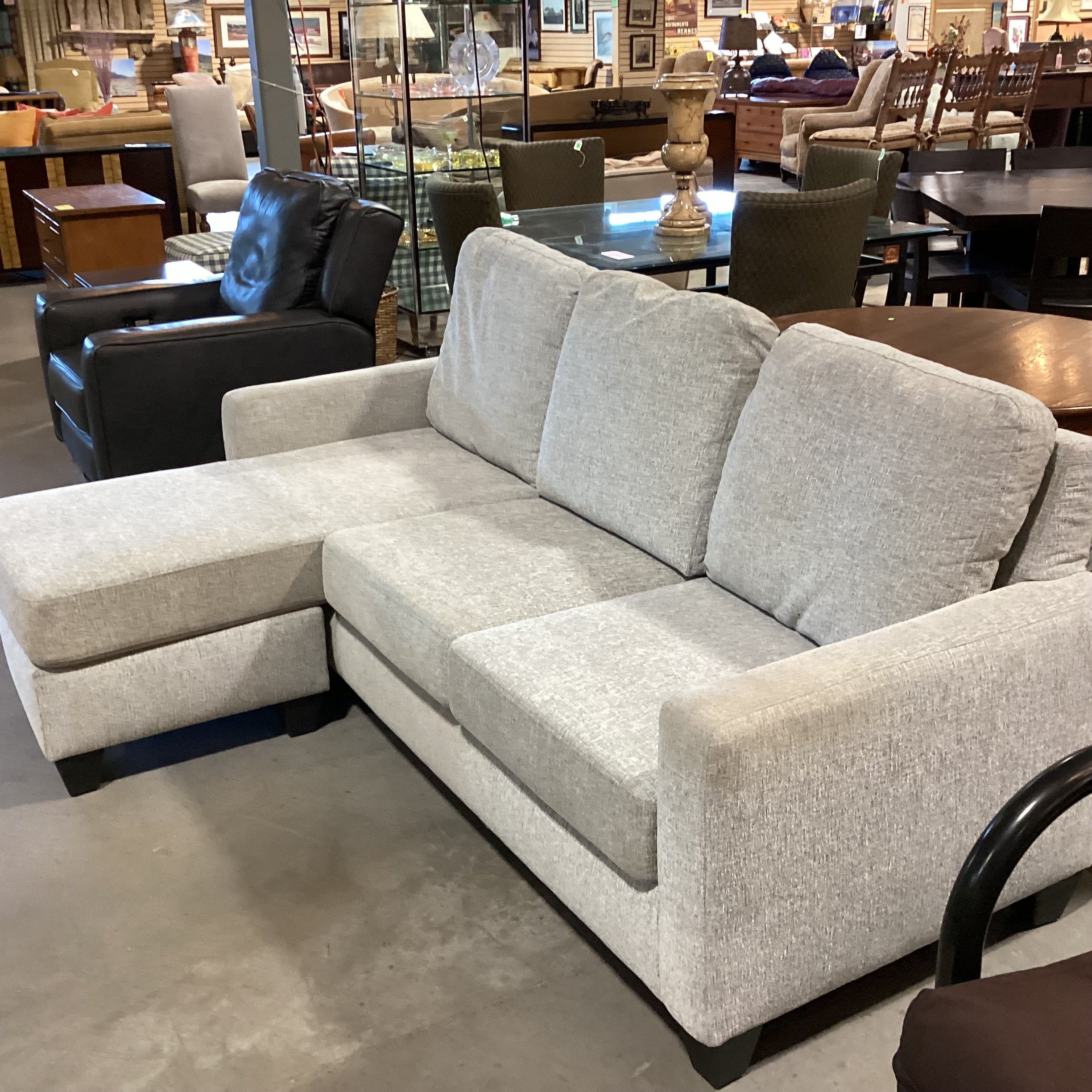 Heather Grey Woven With Flip Down Console 2 Piece Sectional 80"x 58"x 33"x 35"