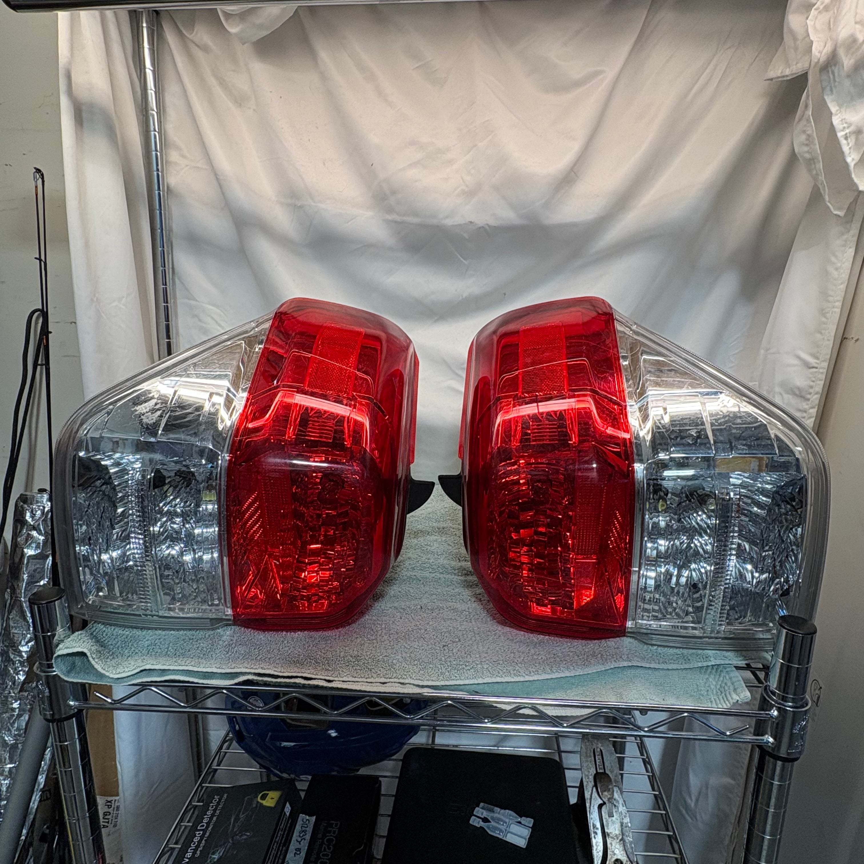 2013 Toyota 4-Runner taillights (SET)