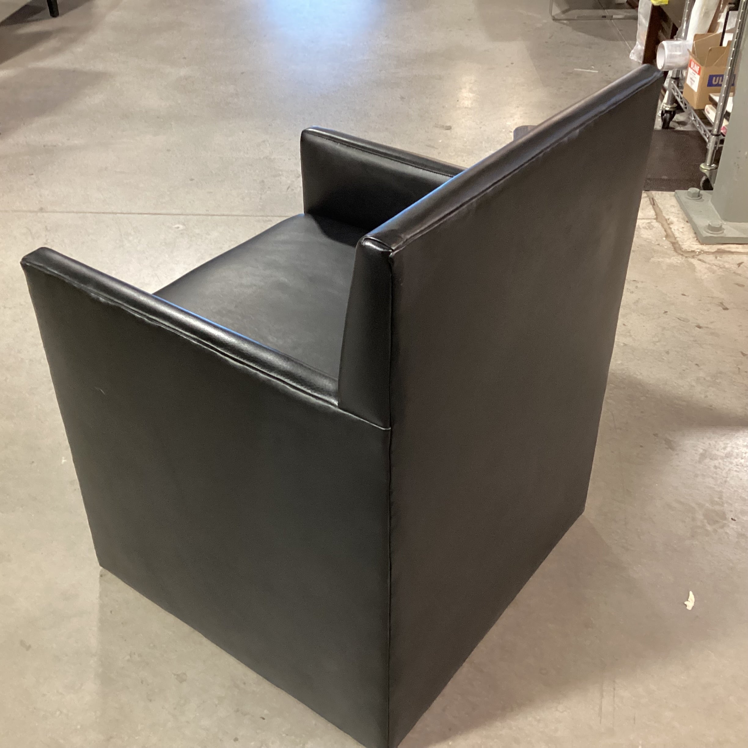 Black Leather Modern Box Style Chair 25"x 24"x 32"
