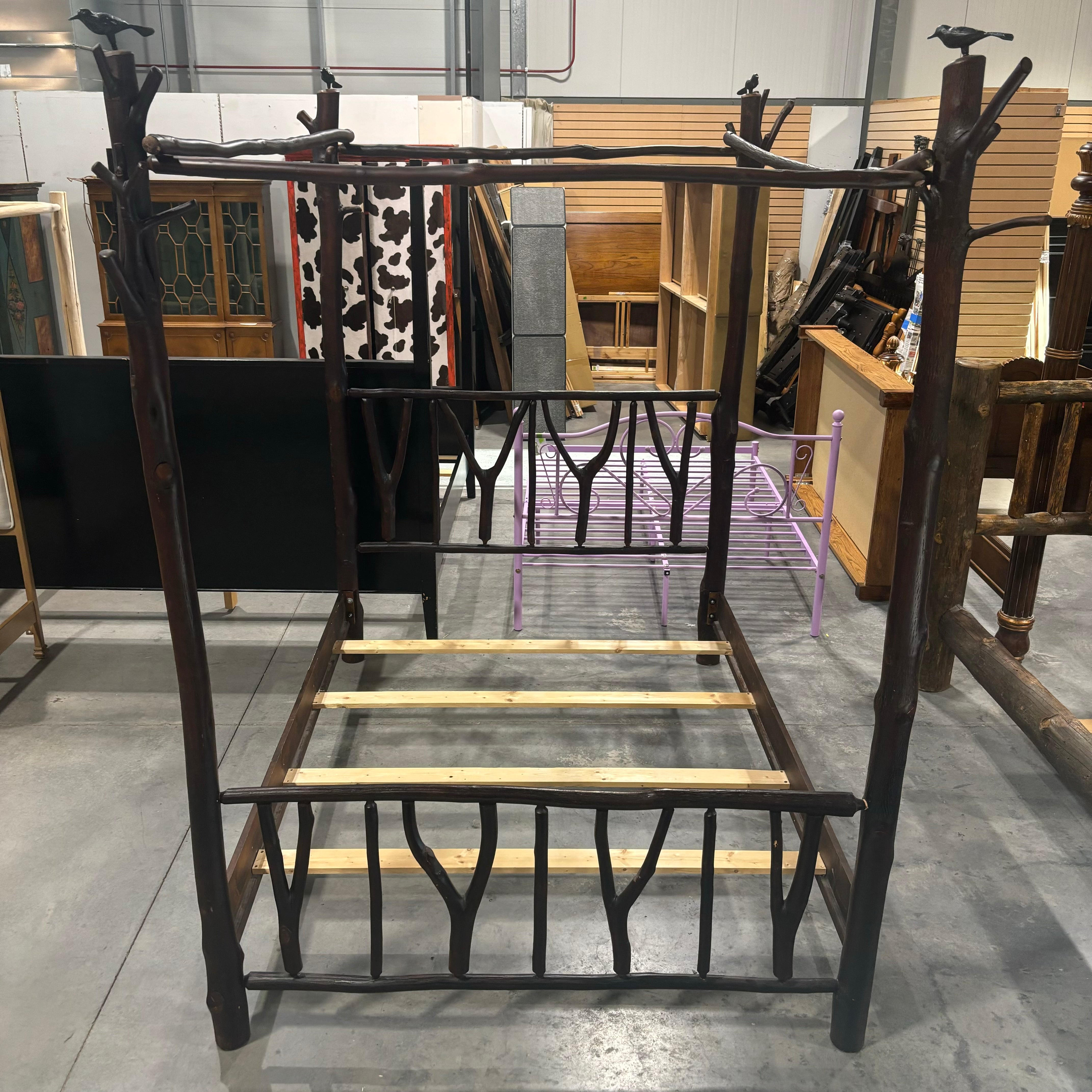 QUEEN Ornate Carved Dark Finish Branch Style with Bird Accent Canopy Bed 73"x 96"x 94"