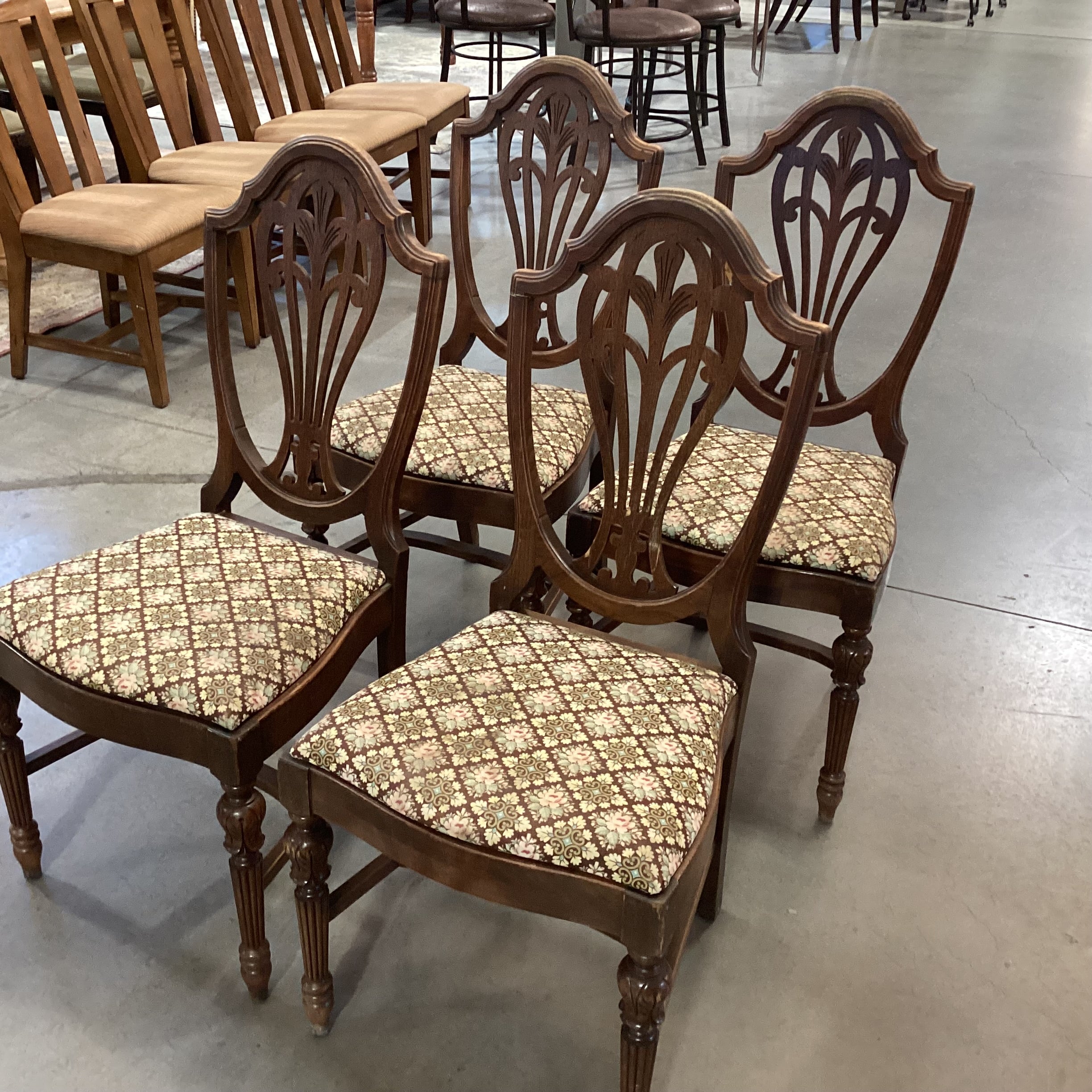 SET of 4 Antique Carved Wood Harp Back & Floral Upholstered Seat Dining Chairs 19"x 19"x 40"