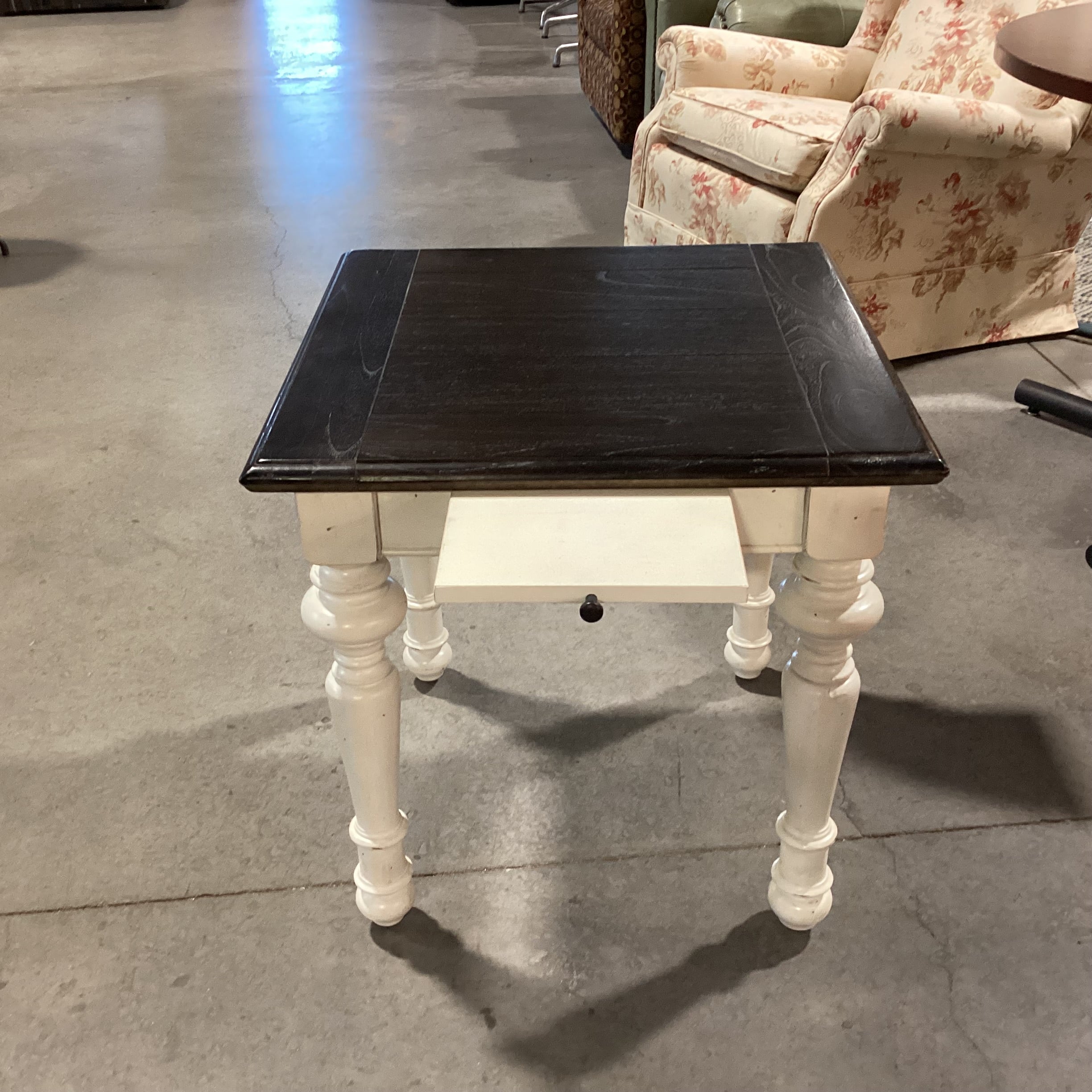 Dark & Ivory 2 Tone Finish Wood with Center Pullout End Table 24"x 24"x 24.5"