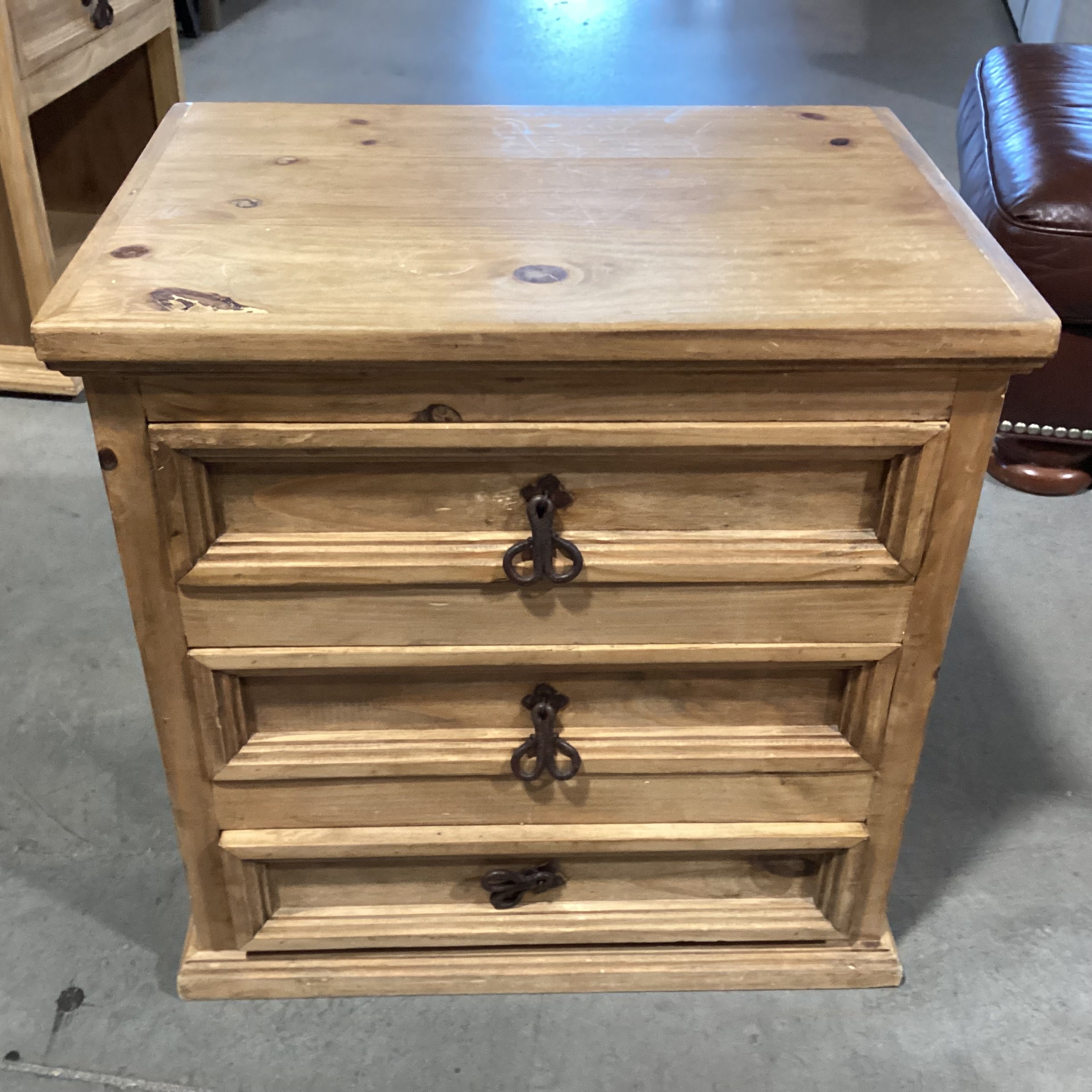 Rustic Natural Pine 3 Drawer End Table 23.5"x 16.5"x 23.5"