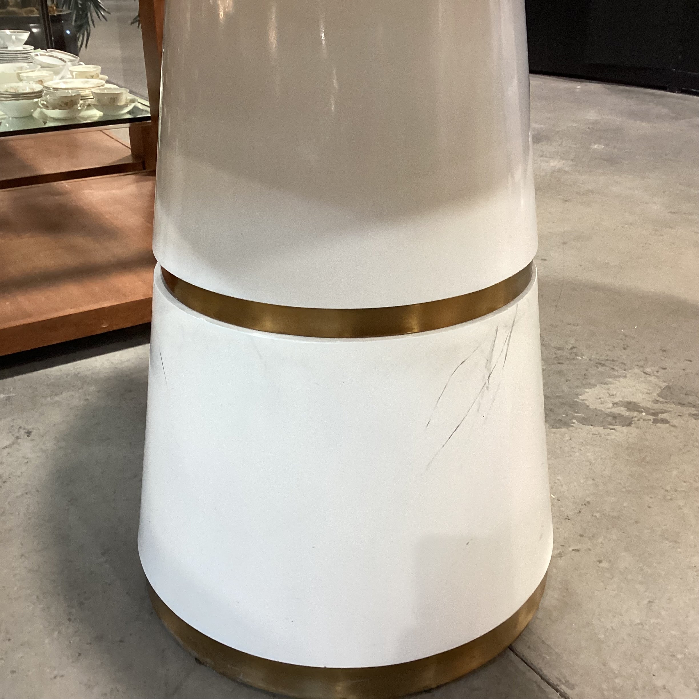 TOV Rosa White Lacquer Round Pedestal Dining Table 47" Diameter x 30"