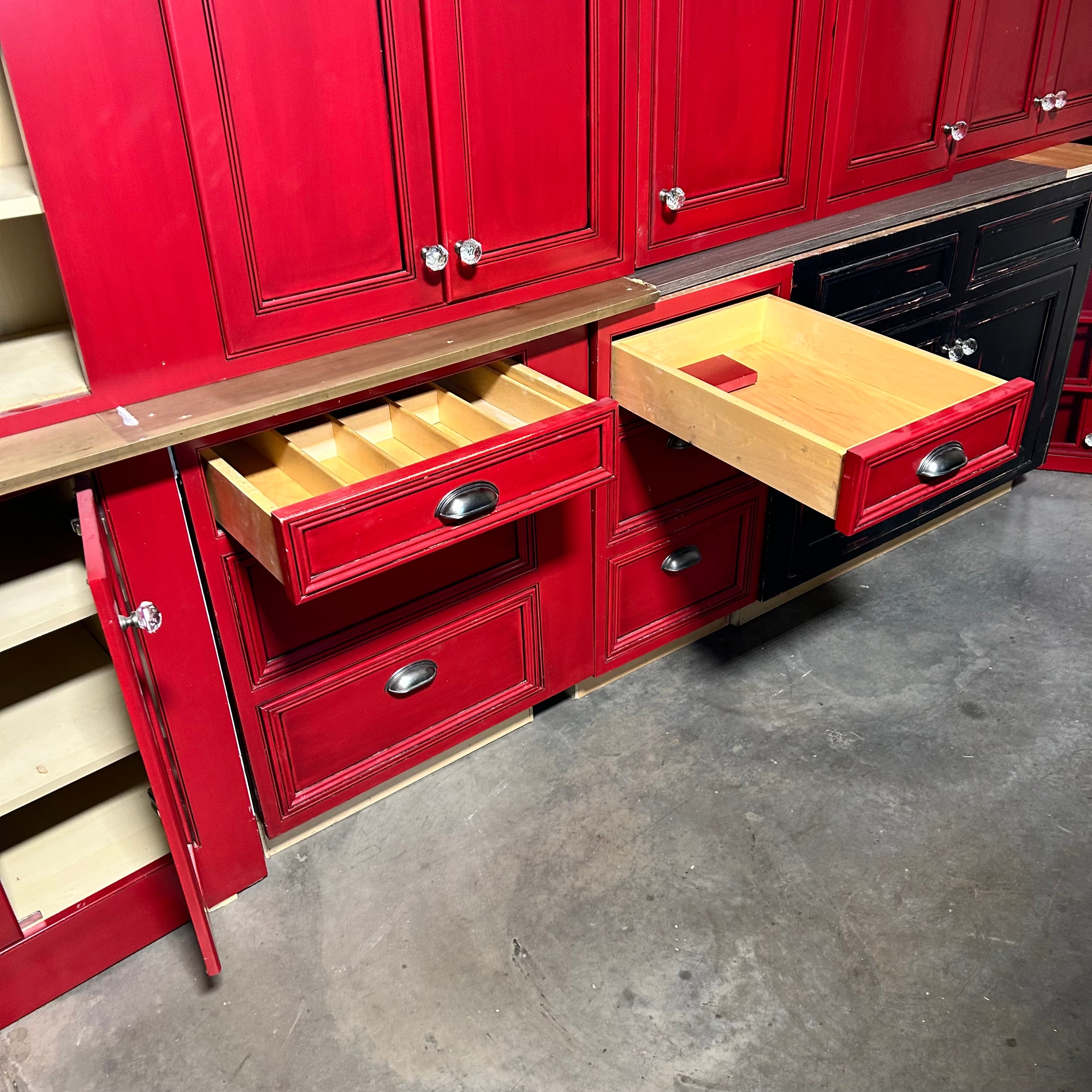 17 Piece Red Stained Cabinet Set 9 Uppers 8 Lowers 1 Over Fridge