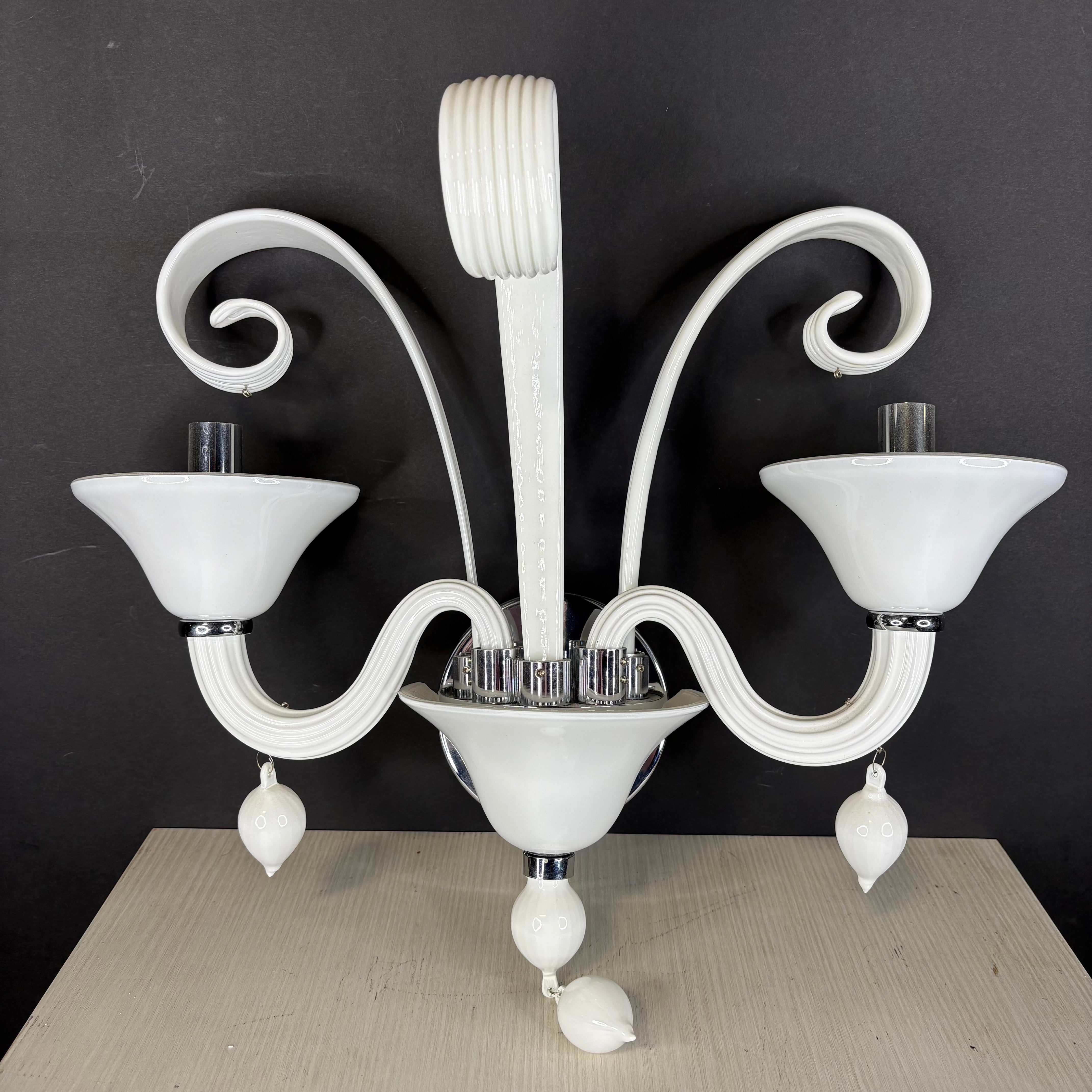 Cyan Designs 2-Light Chrome and White Murano Glass Wall Sconce 18”x 18”x 8”