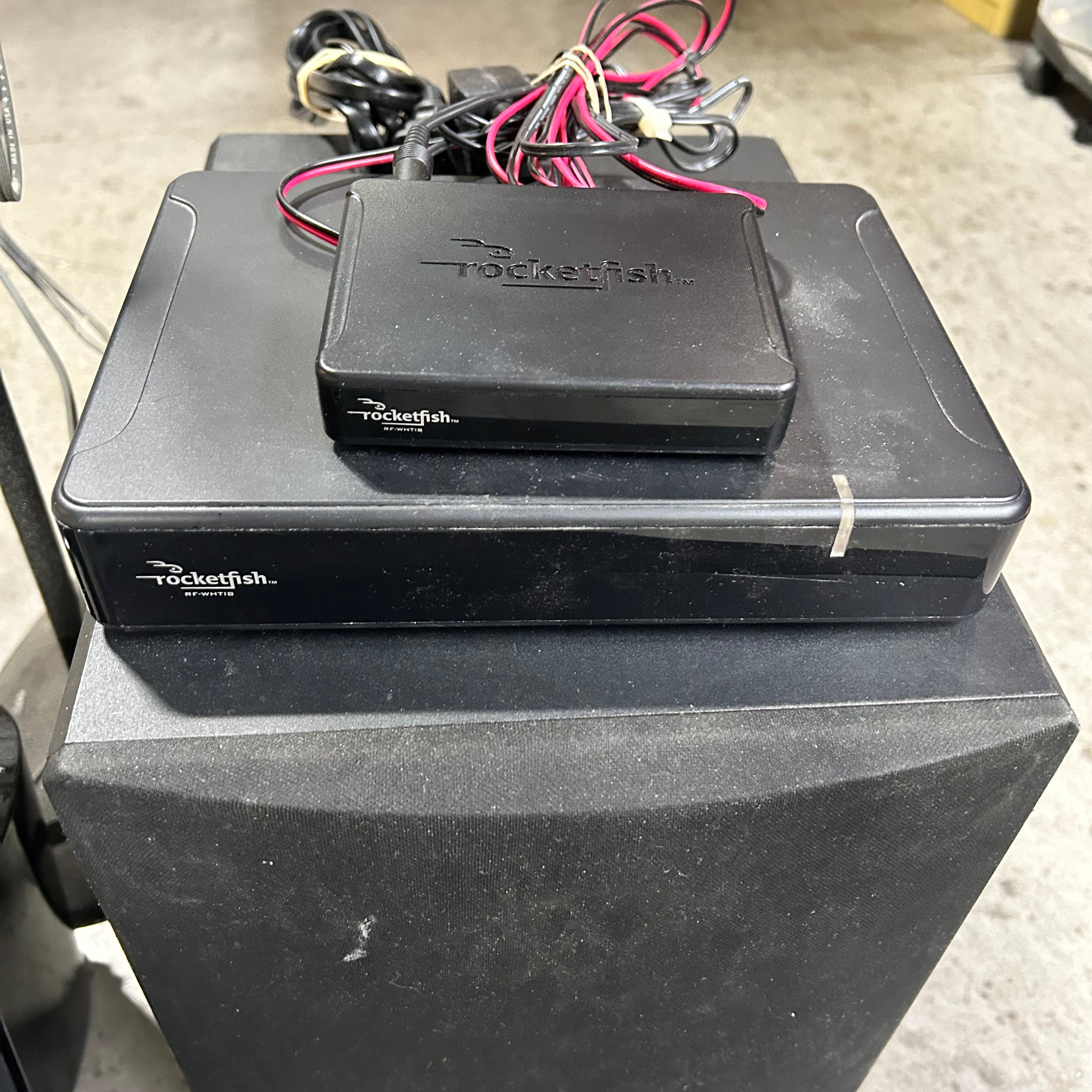 Sony Reciever with 5.1 Definitive Speakers With Rocketfish Wireless Speaker Hub