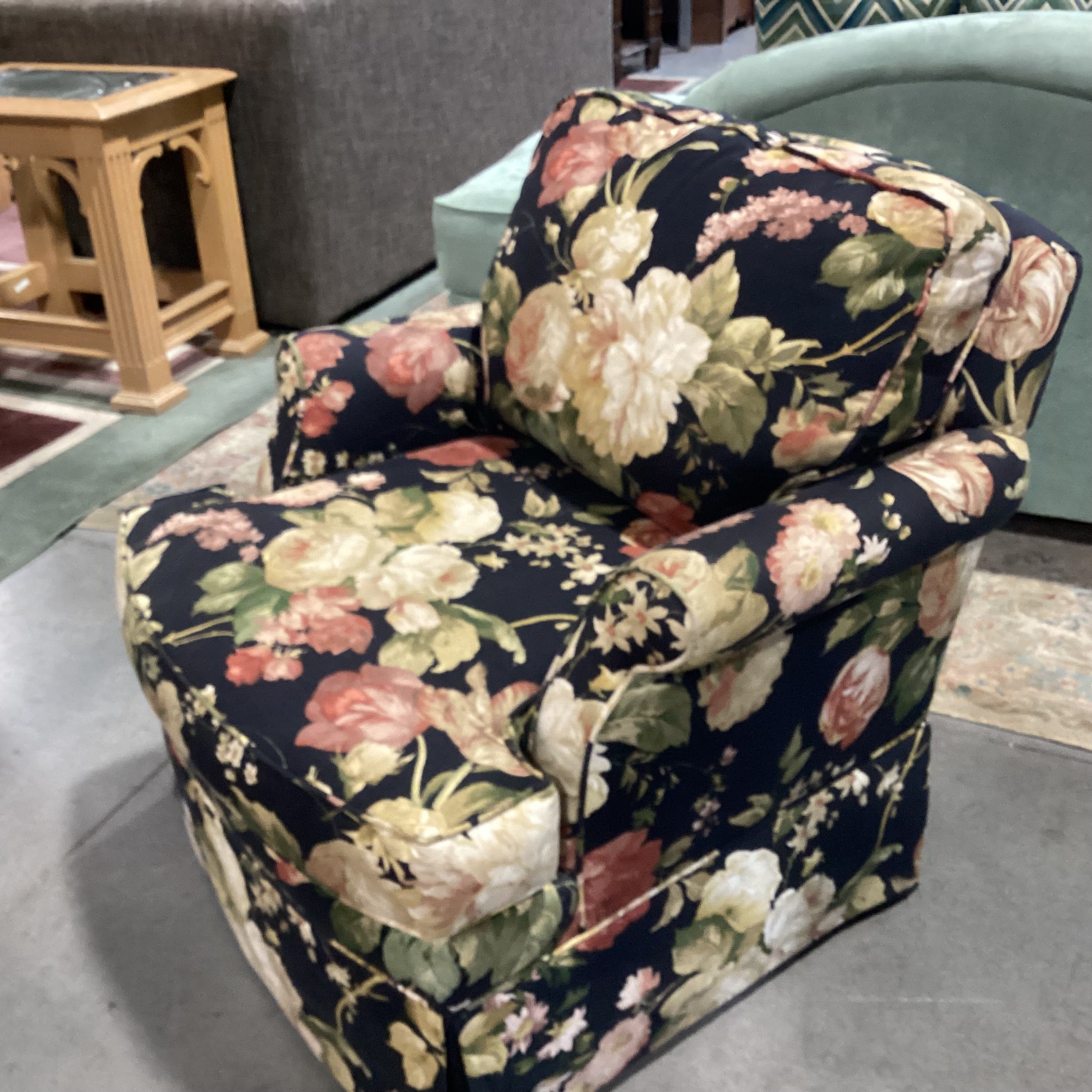 Black with Rose Floral with Ottoman Chair 31" X 32" x 30"