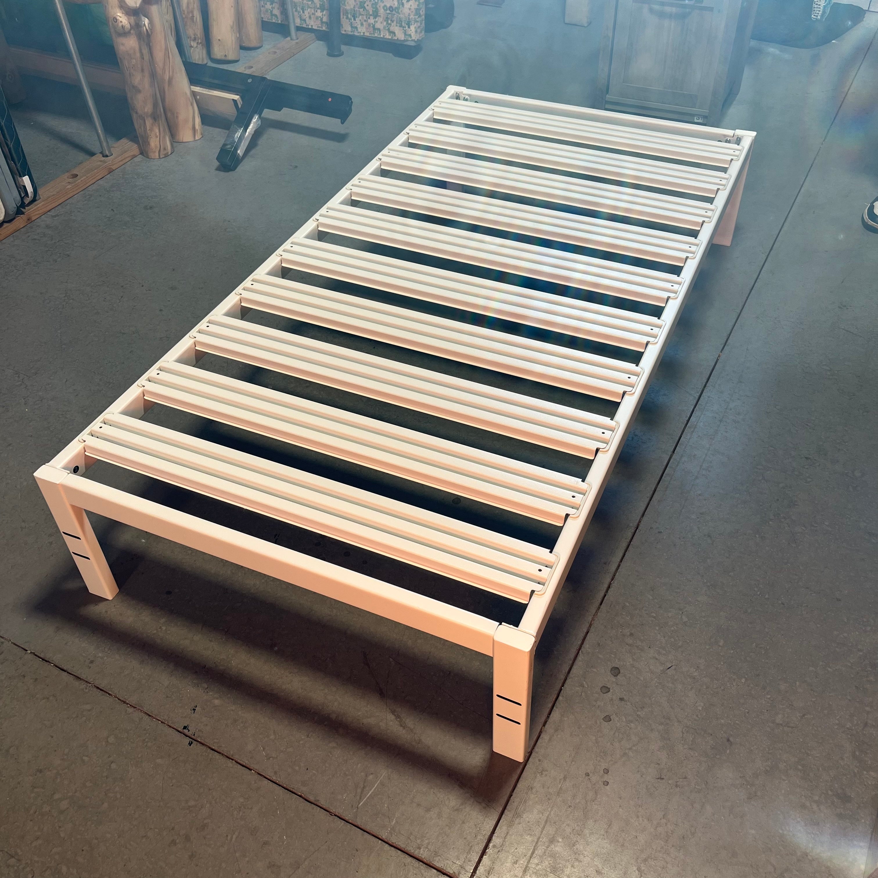 TWIN White Metal Platform Bed Set 38"x 74.5"x 14"