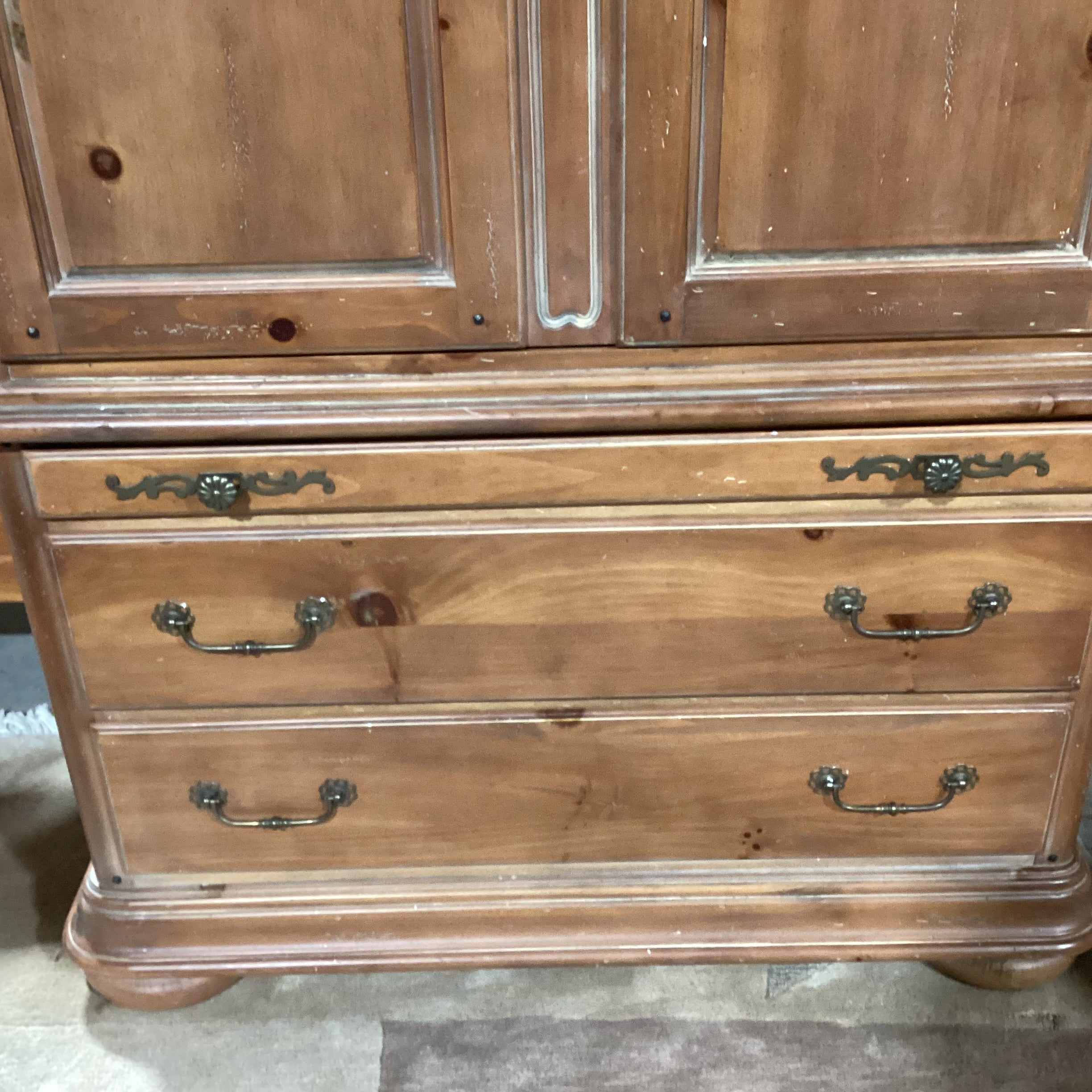 Distressed Light Wash Finish Pine 2 Door With Sectioned Shelves & 4 Drawer Armoire 40"x 20"x 83"
