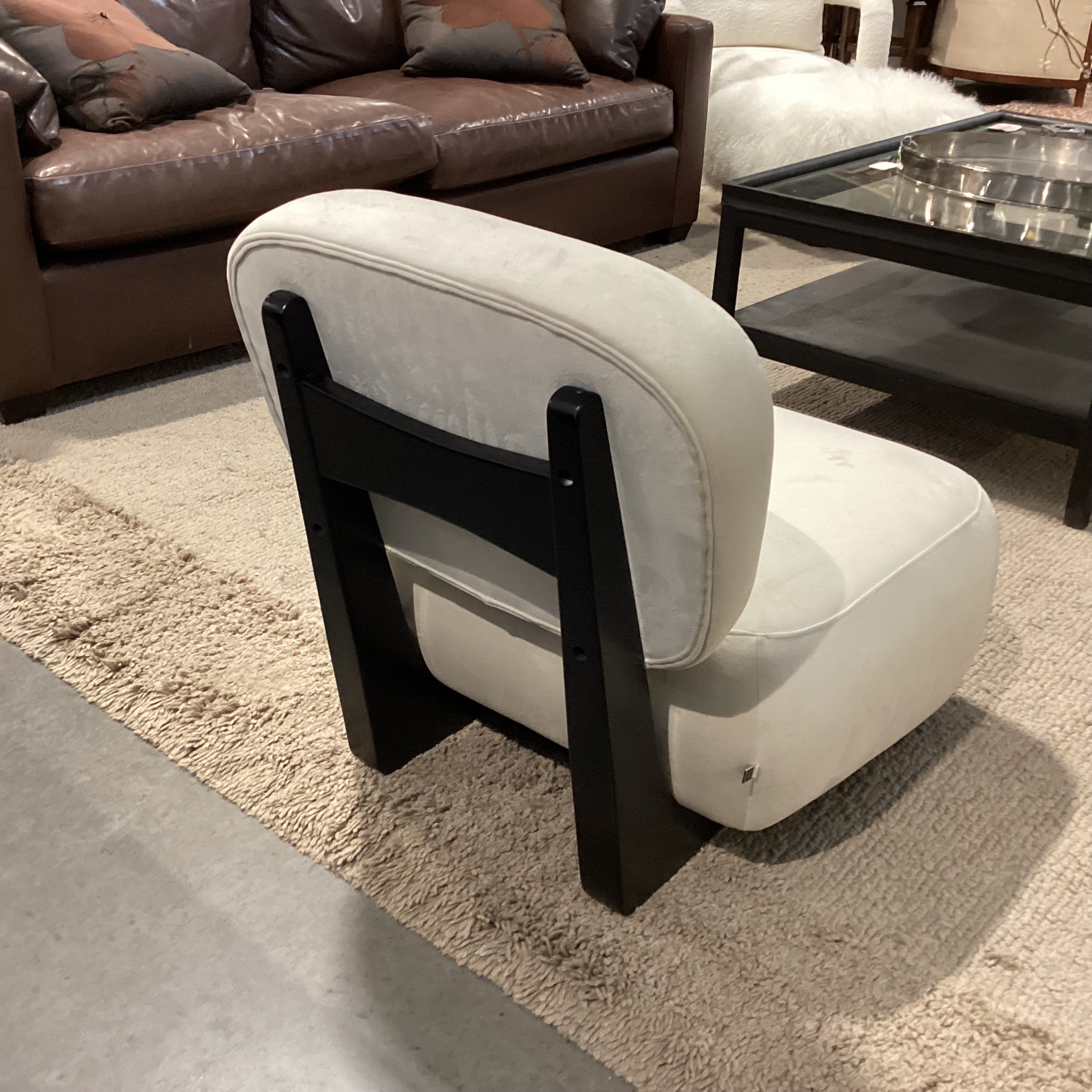 Rove Concepts Kaye Collection Toro Cream & Ebony Finish Wood Lounge Chair 27"x 31"x 29"