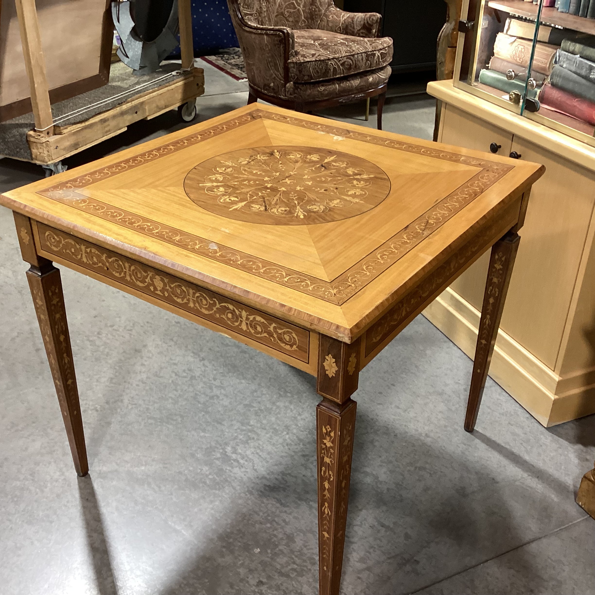 Vintage Ornate Inlay Veneer Accent Table 32"x 32"x 30"