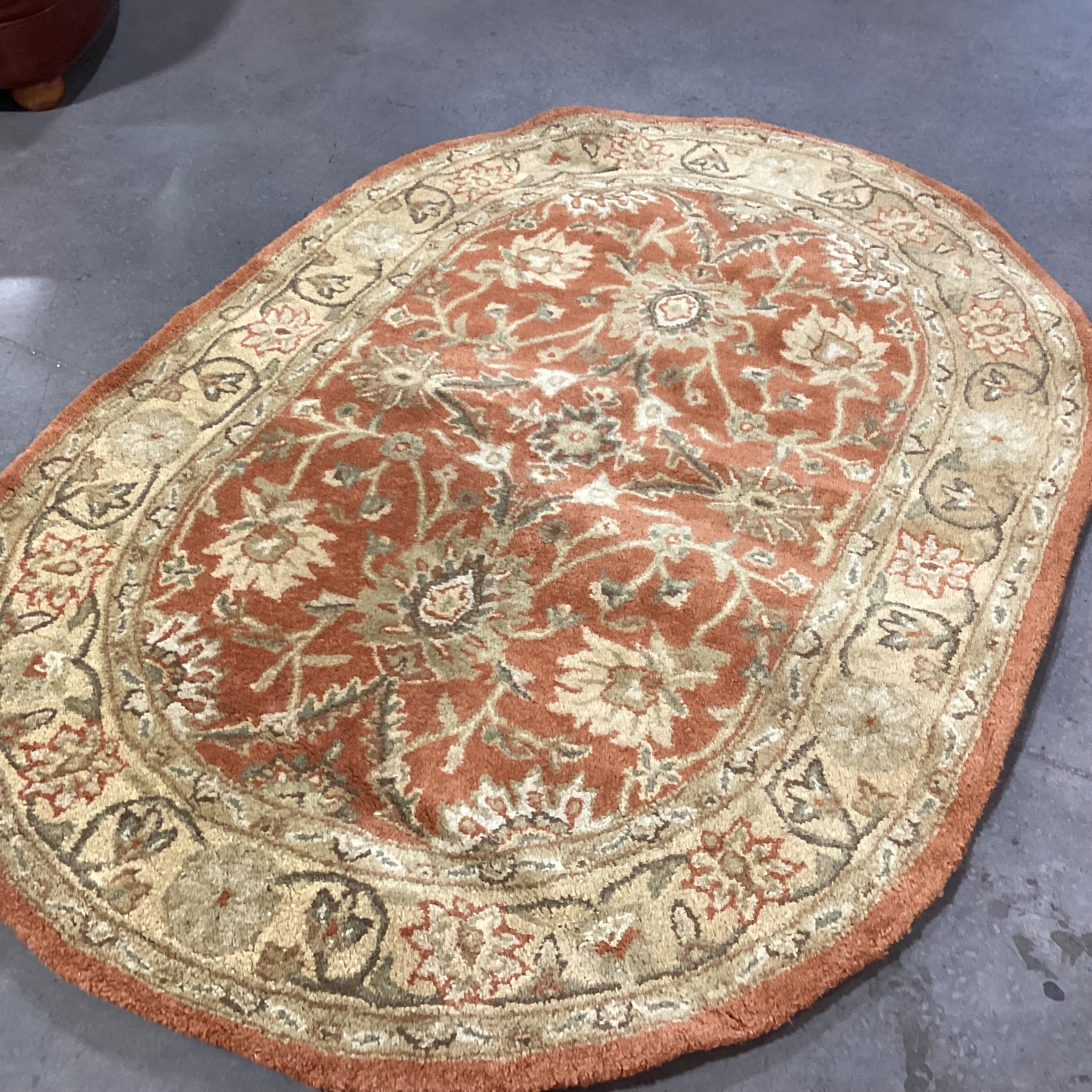 Safavieh Antiquity Rust Gold Oval Wool Pile Rug 4'6"x 6'6"