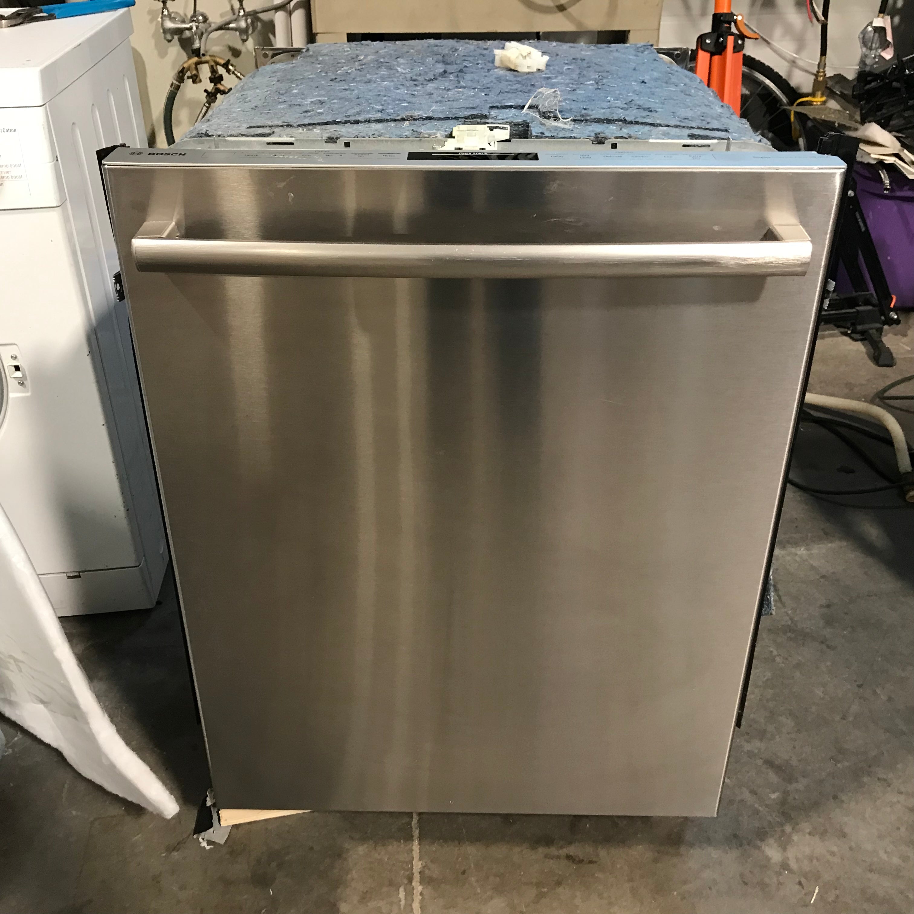Bosch Stainless Steel Dishwasher 24"x 24"x 34"