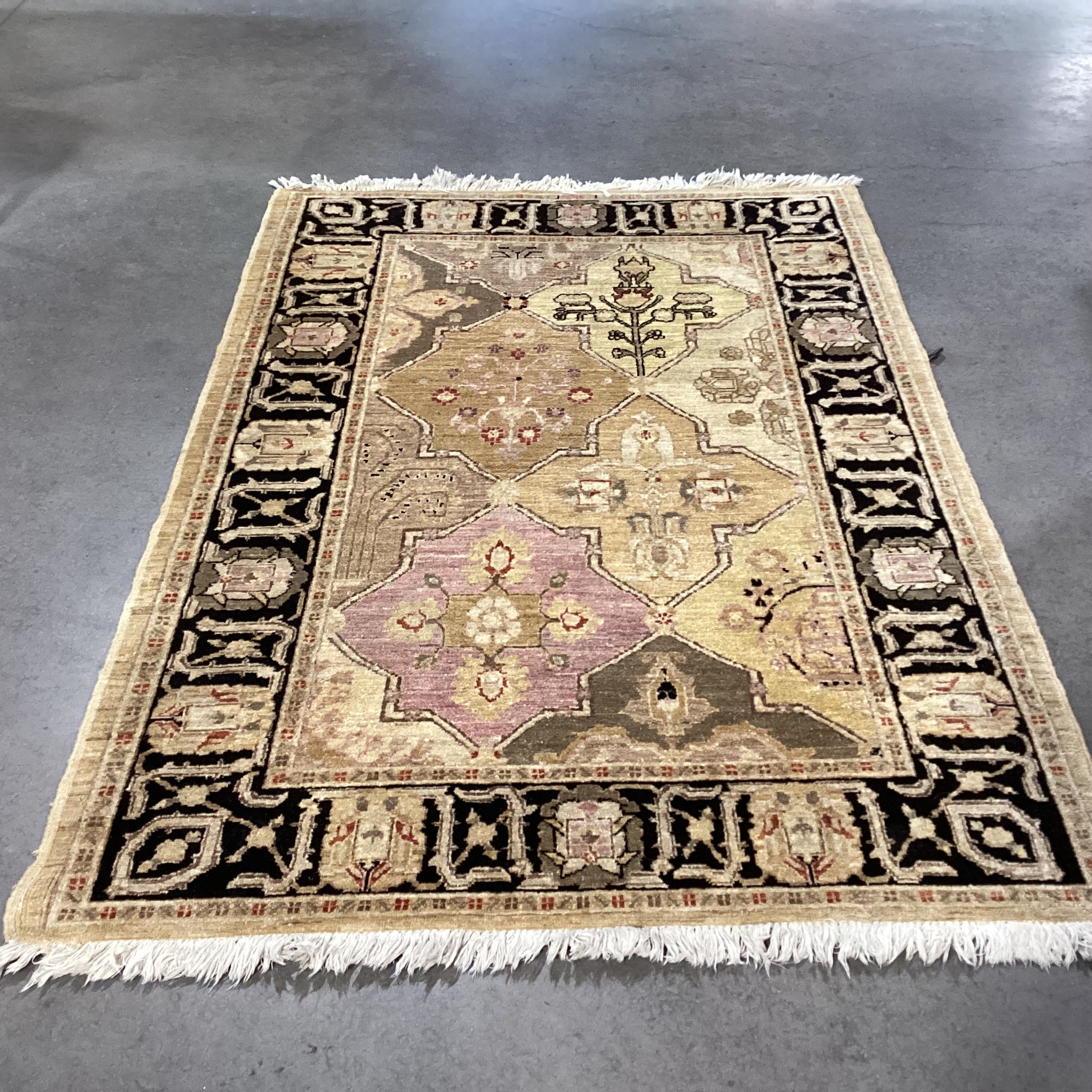 Gold Black Lavender Hand Woven Wool Rug 4'5"x 6'8"
