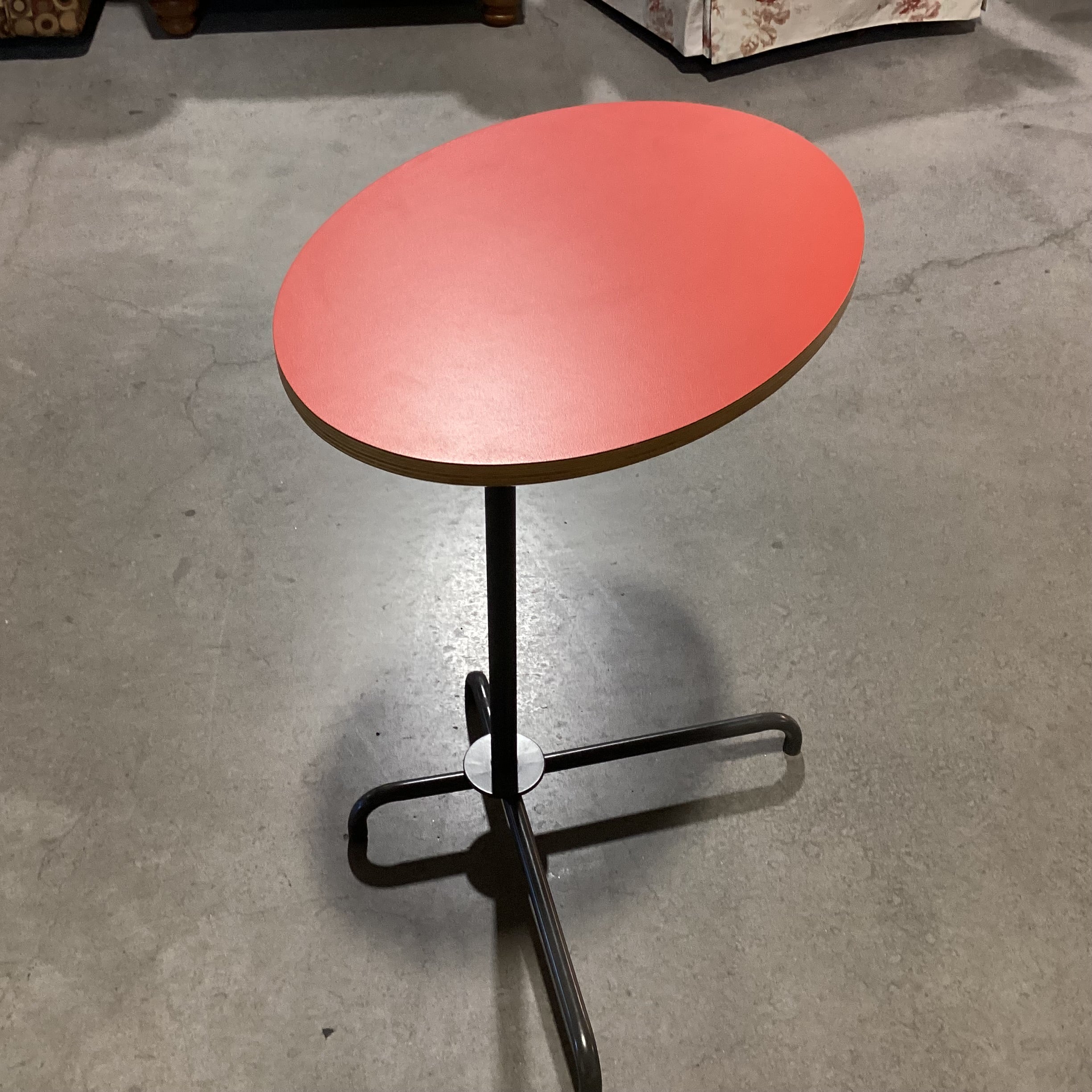 Harter Izzy Oval Red Laptop Side Table 20"x 14"x 26"