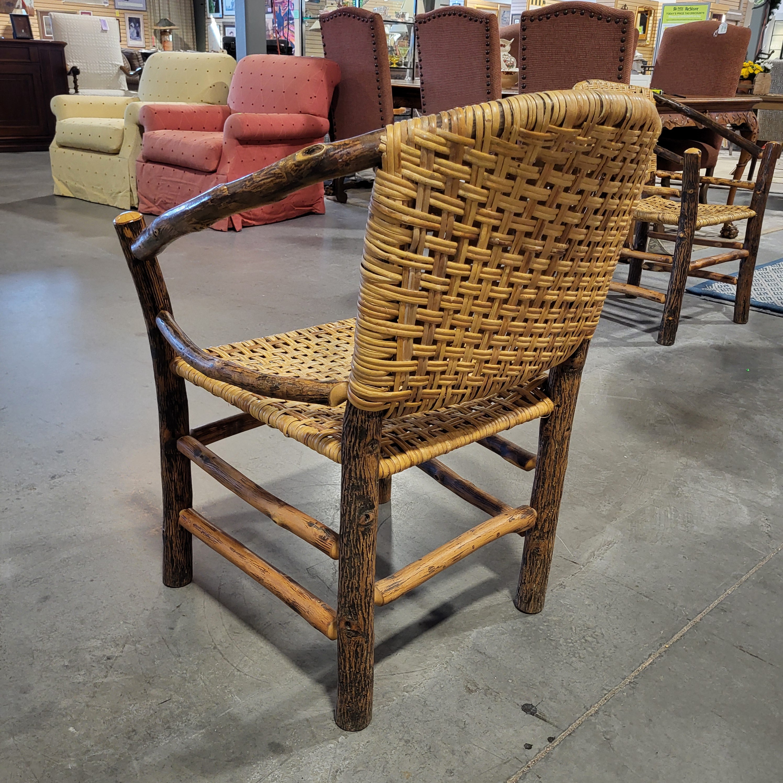 Round Wood & Hickory Table with 4 Chairs Dining Set 41" Diameter x 29"
