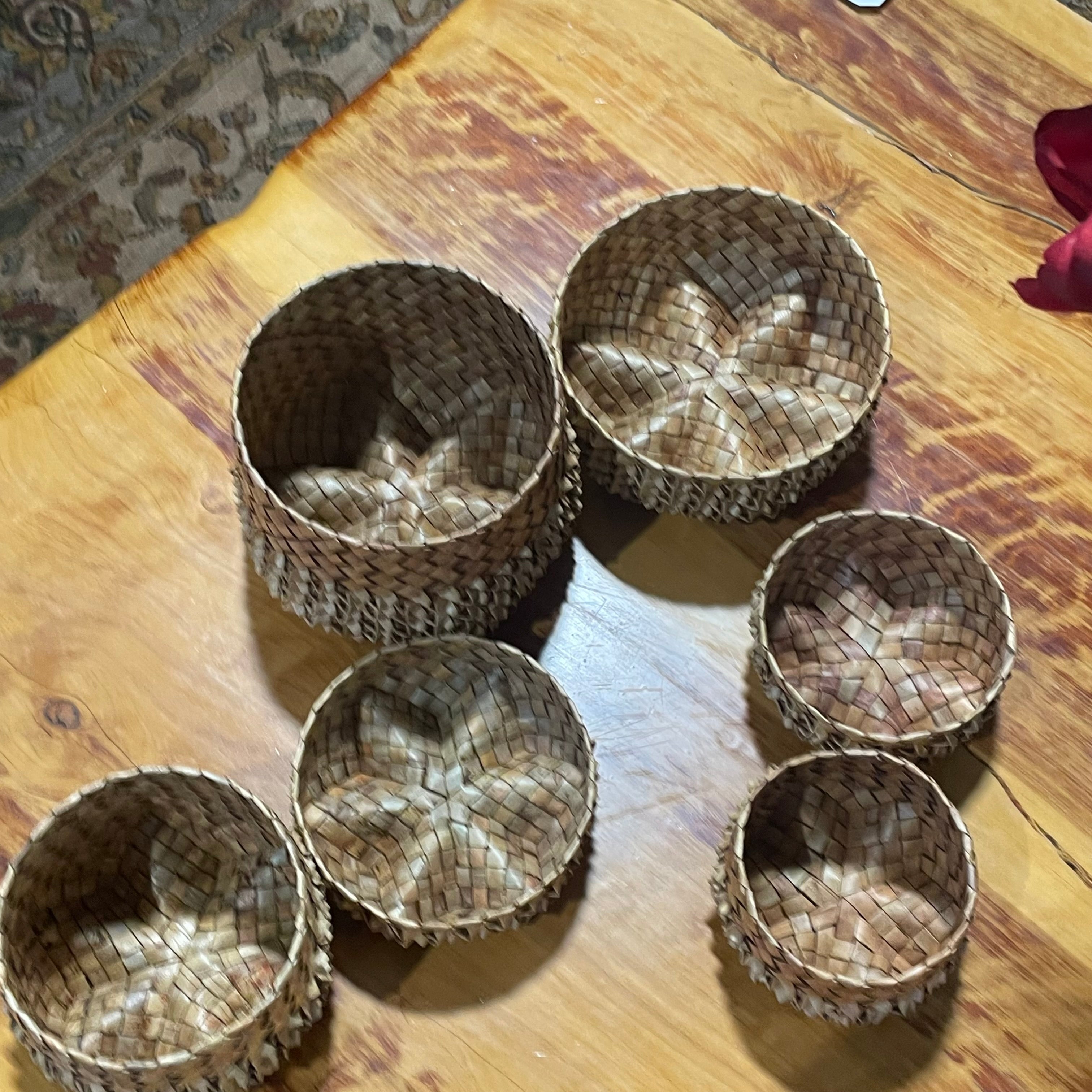 Set of 3 Handwoven Hawaiian Lauhala 6 Point Decorative Lidded Baskets