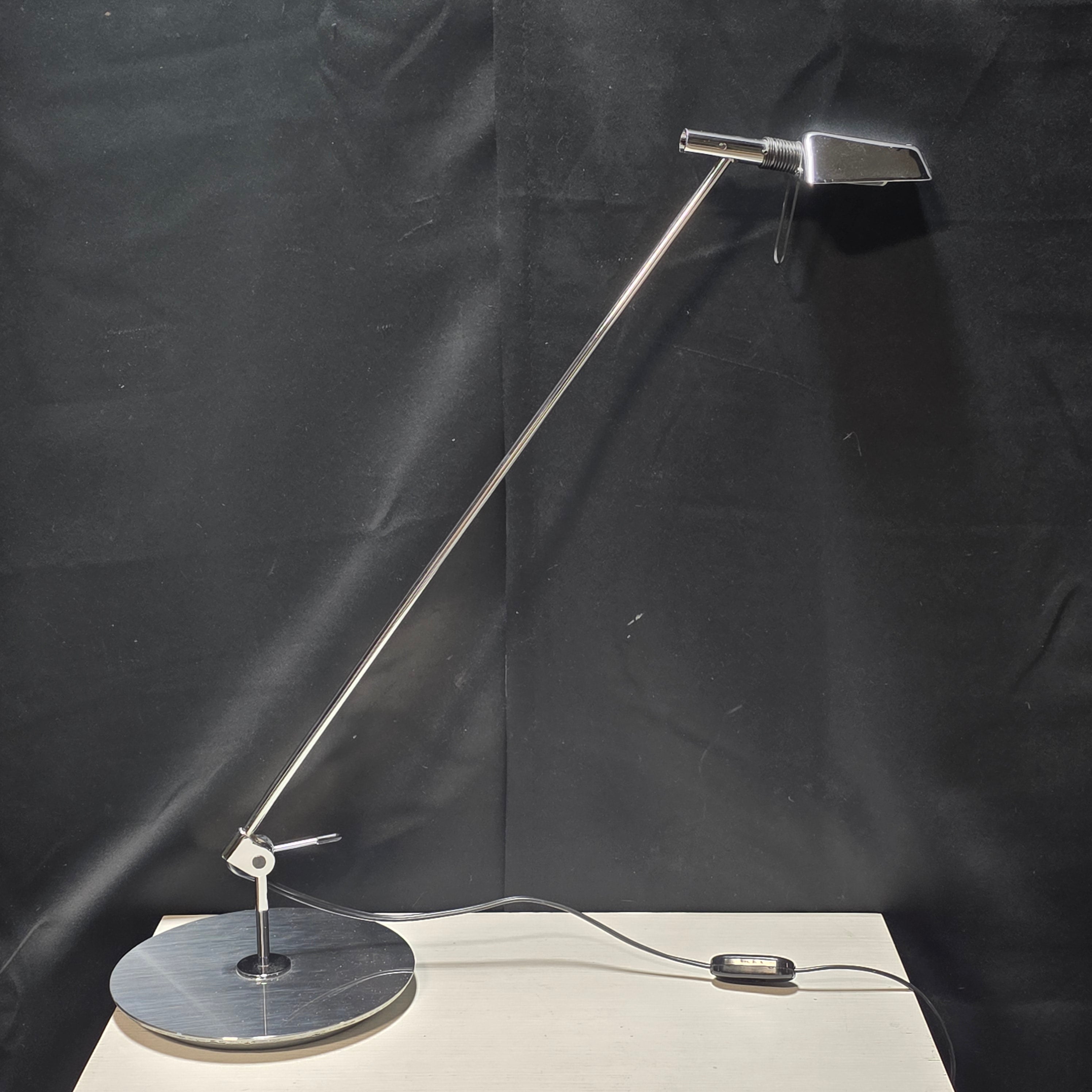Carpyen Tema Table Lamp in Matte Nickel Made in Barcelona 7.5"Dx26"