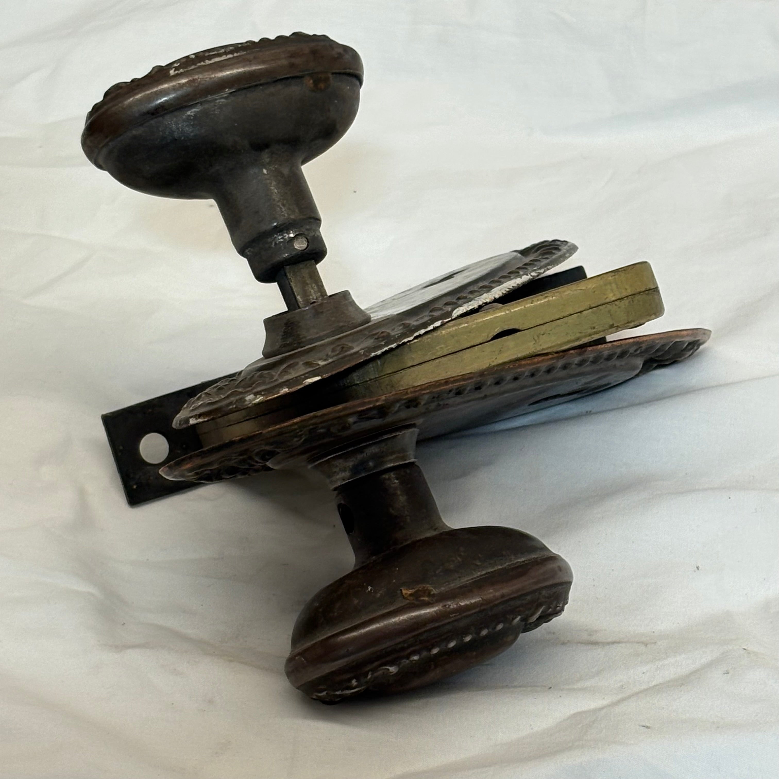 Antique Yale and Towne Lydian Patern Doorknob and Back Plate