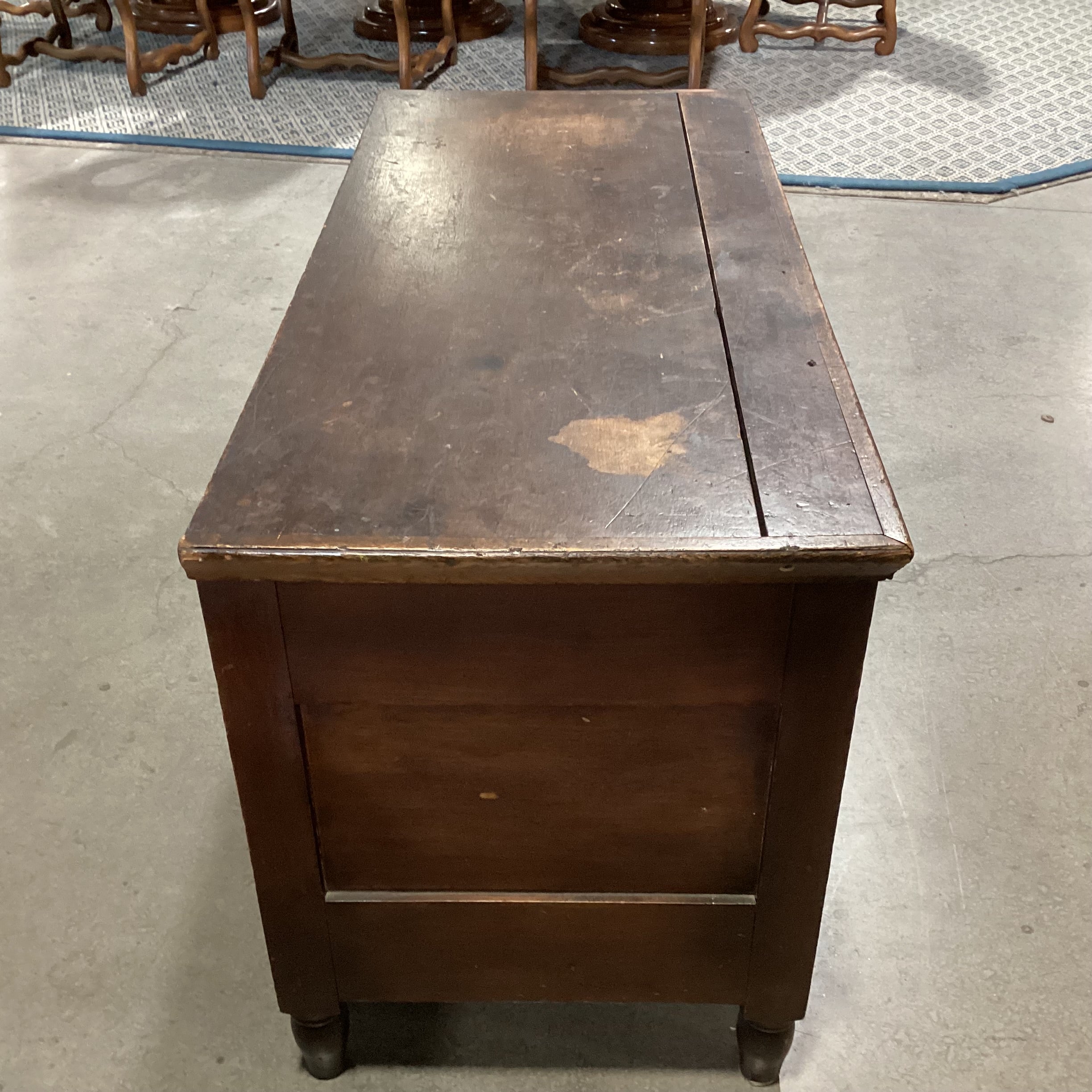 Antique Dark Finish Wood Chest Trunk 44"x 20"x 26.5"