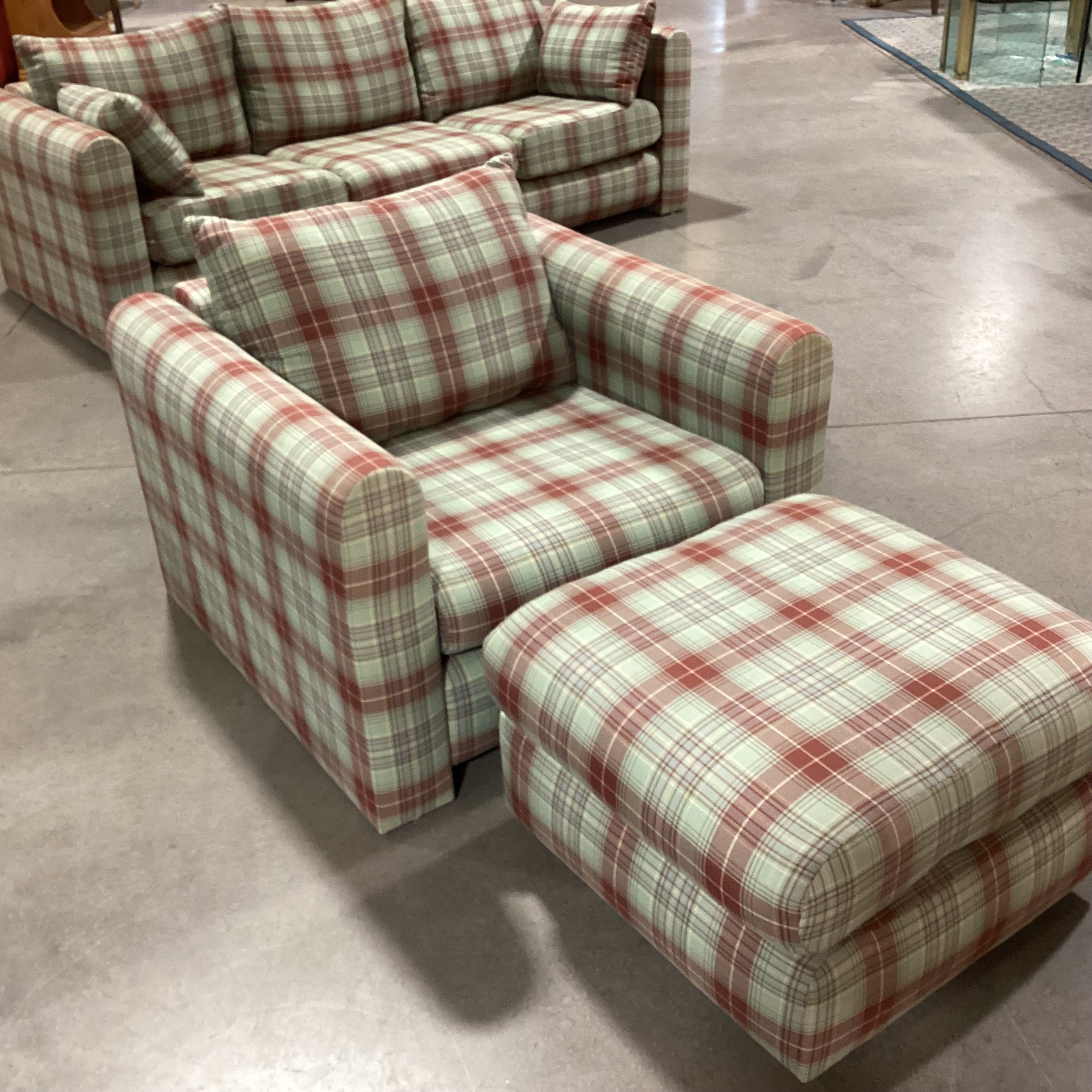 Green Rust Blue Woven Plaid with Ottoman Chair 38"x 36"x 25"
