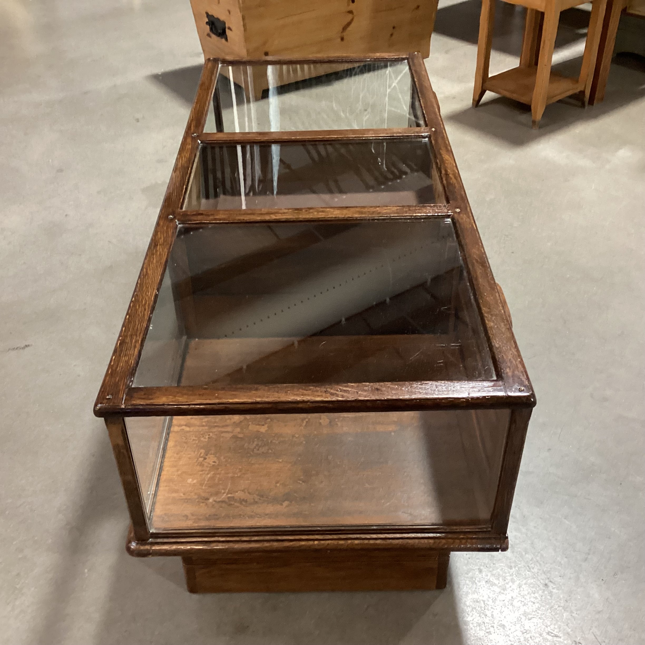Vintage Distressed Finish Wood & Glass 2 Drawer 2 Fold Down Doors Display Coffee Table 52.5"x 22.5"x 19"