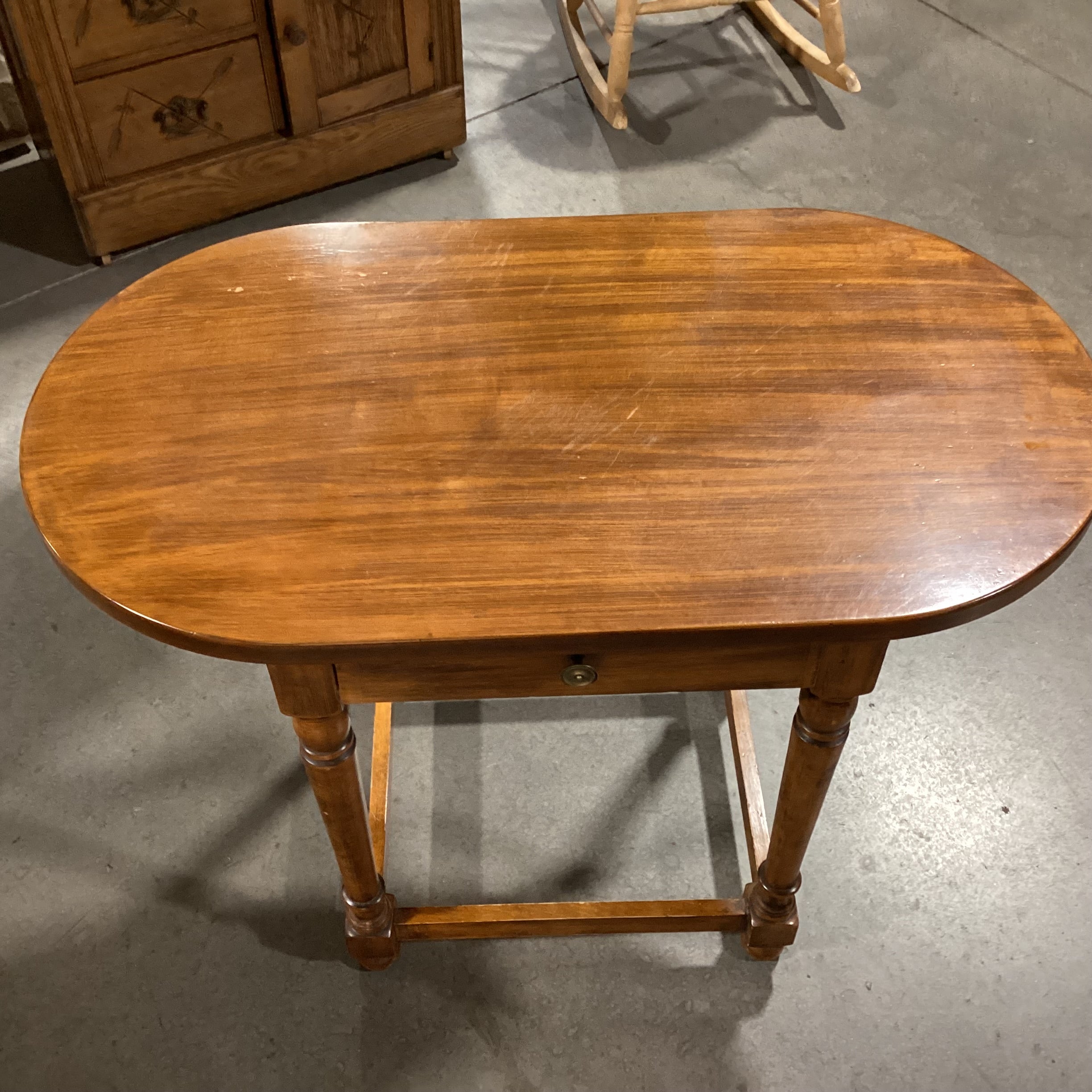Sarreid Made in Italy Oval Top Finished Carved Wood 1 Drawer Accent Table 35.5"x 20"x 28"