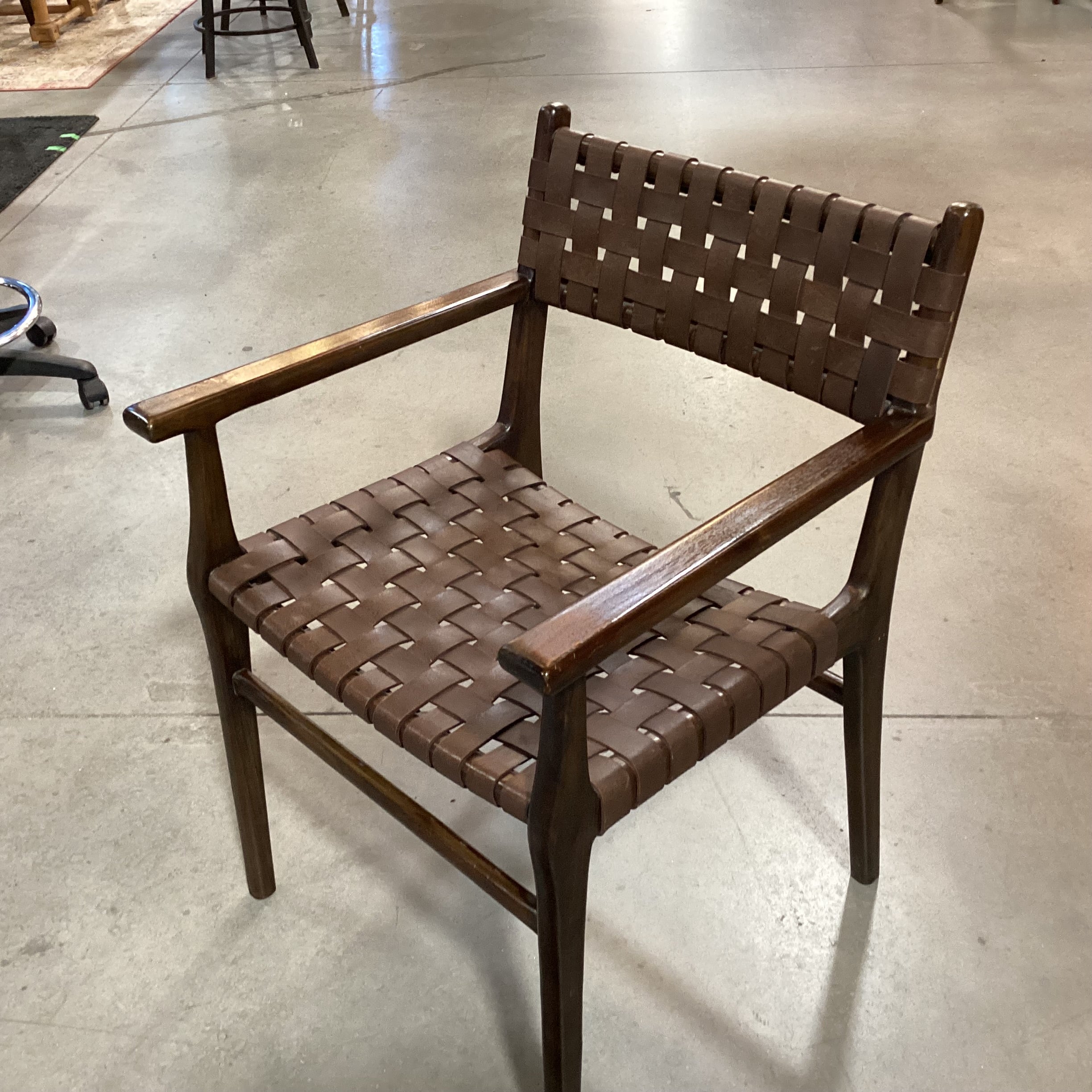Mid Century Style Dark Finish Wood & Leather Basket Weave Chair 24"x 24"x 34"