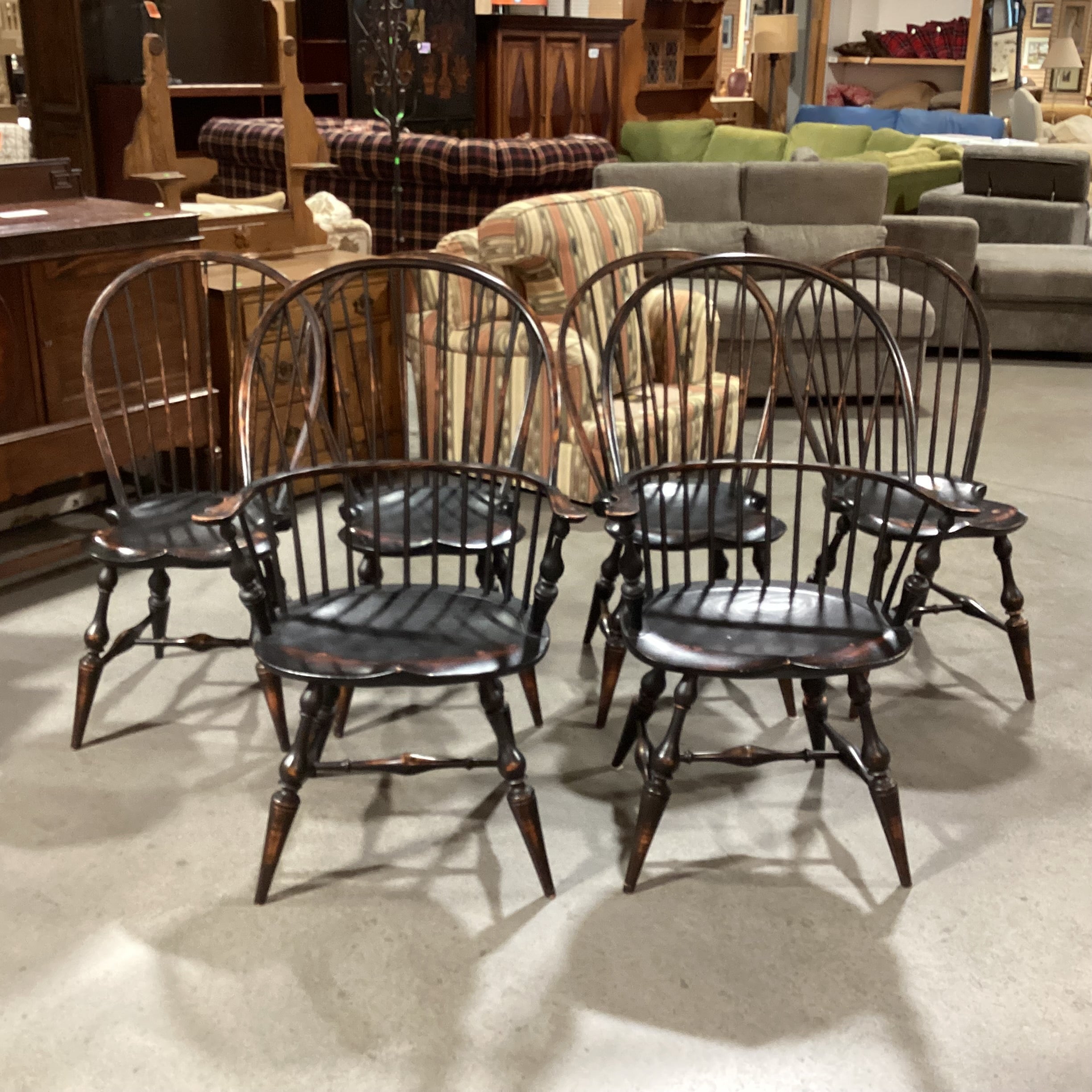 SET of 6 D. R. Dimes Vintage Black Antiqued Crackle Finish Windsor Style Dining Chairs 26"x 22"x 42"