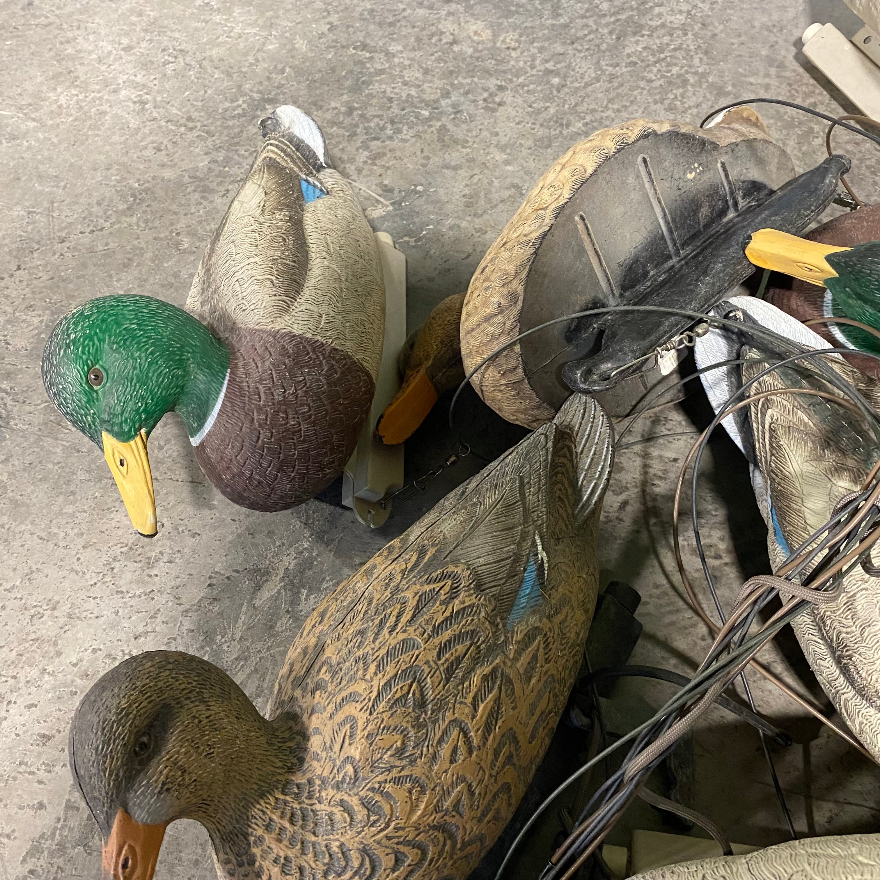 Cabela's Topflight Mallard Duck Decoy Strand (10 Decoys)