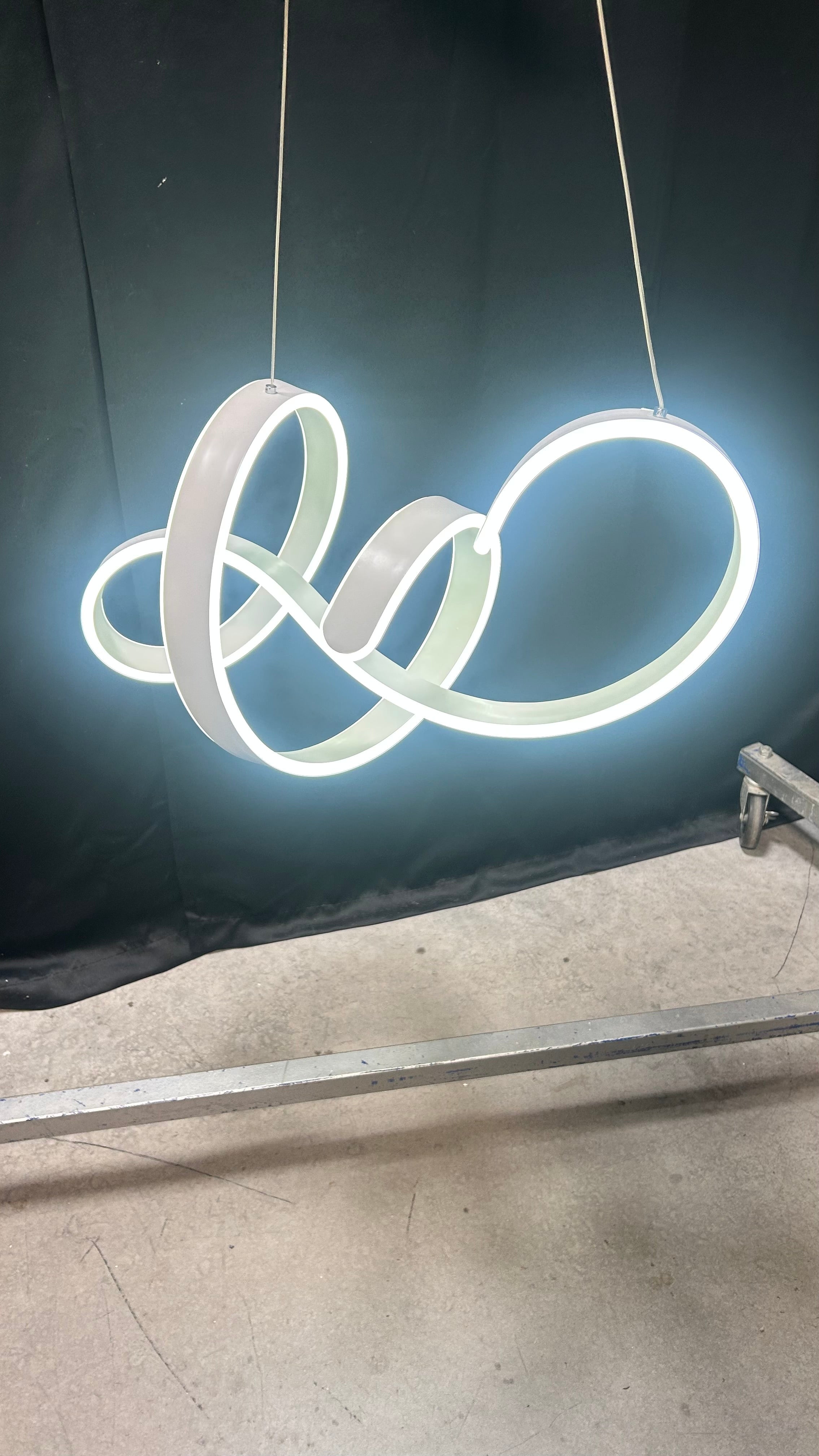 Candil LED Modern Pendant Light 13"x 22"x 35"