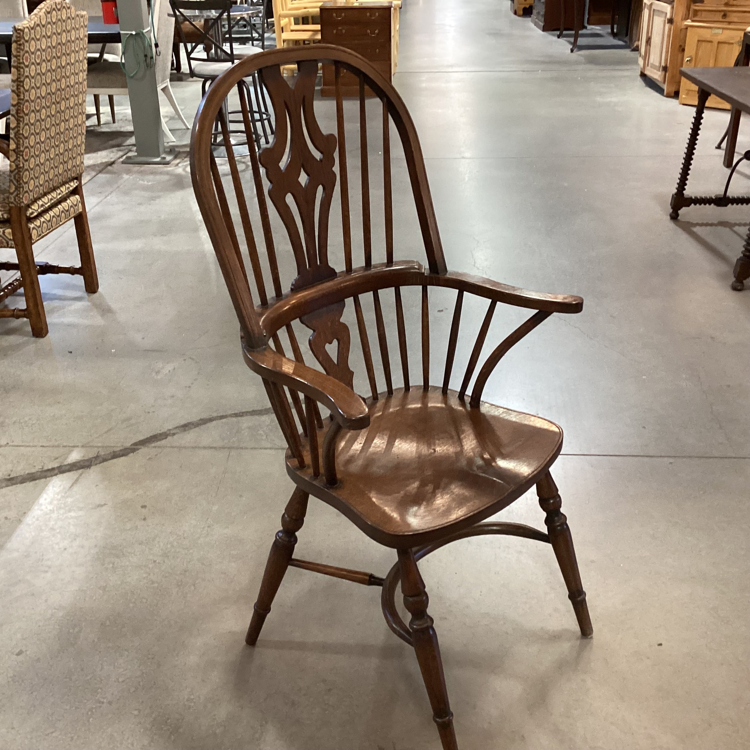 Vintage Oak Windsor Chair 26"x 22"x 46"