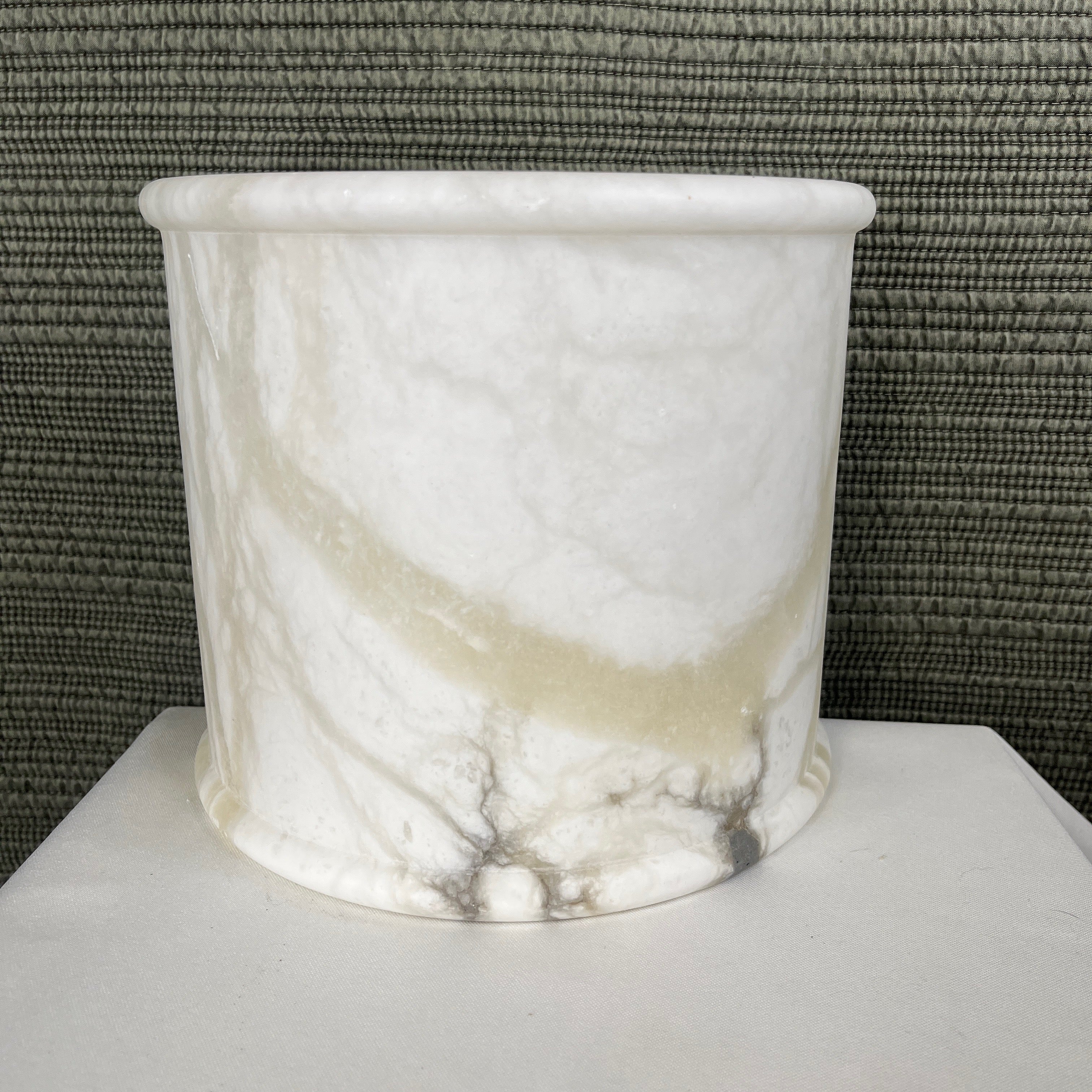 Art Deco 2-Light White and Black Marbled Alabaster Wall Sconce 7.5”x 8.5”x 4.5”