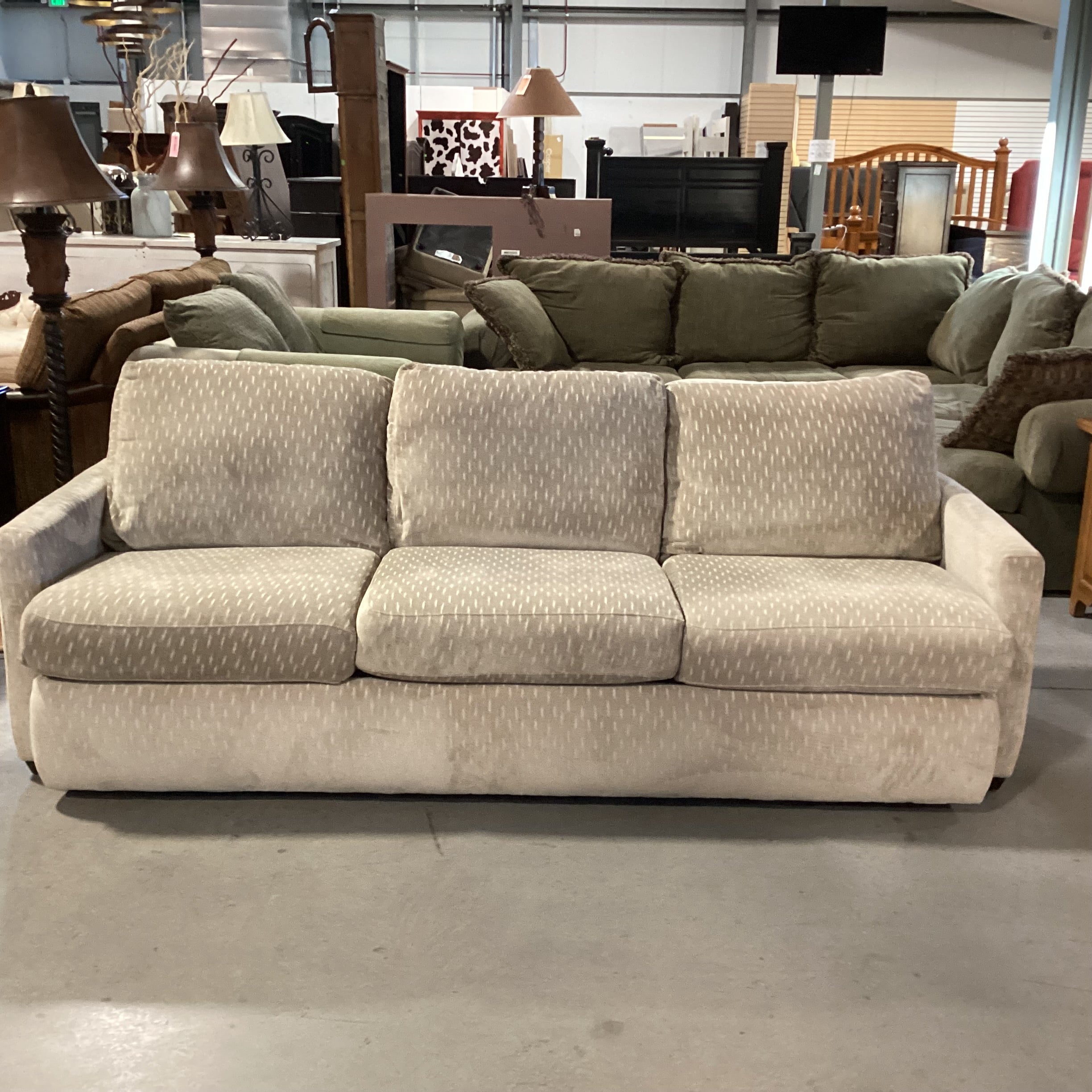 Flexsteel Beige & Cream Plush Woven Pattern Sofa 94"x 40"x 32"