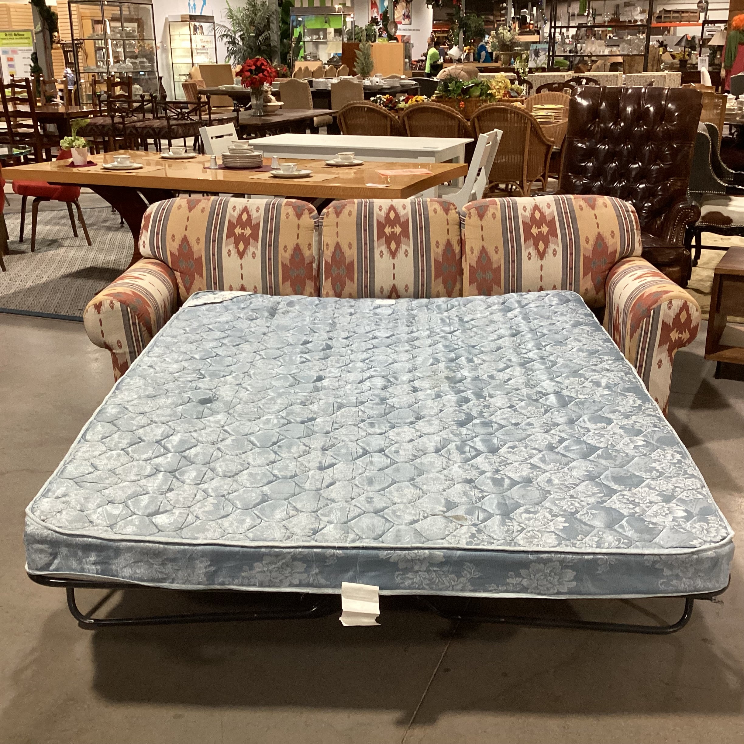 La-Z Boy Gold Rust Southwest Upholstered Queen Sleeper Sofa 84"x 34"x 32"