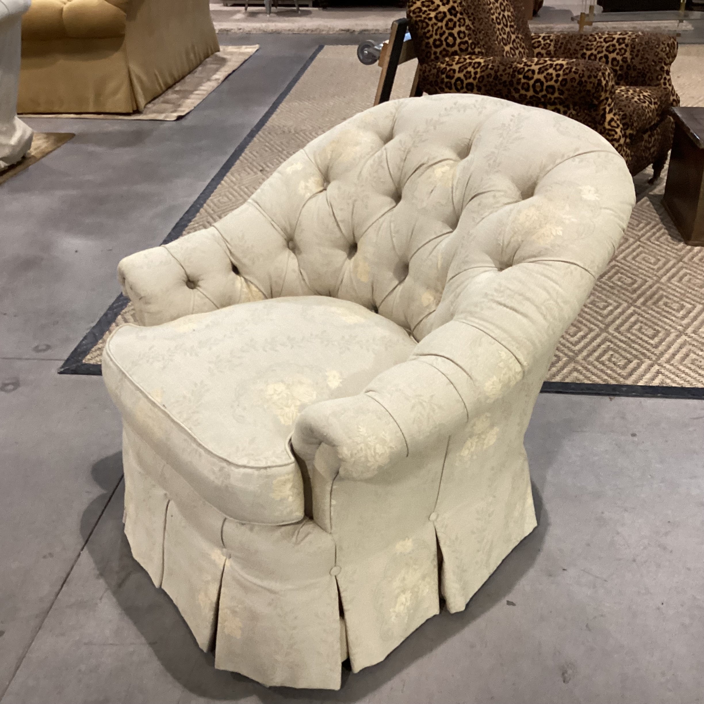 JJ Custom Gold & Cream Tufted Back Tailored Skirt Chair 36"x 40"x 34"